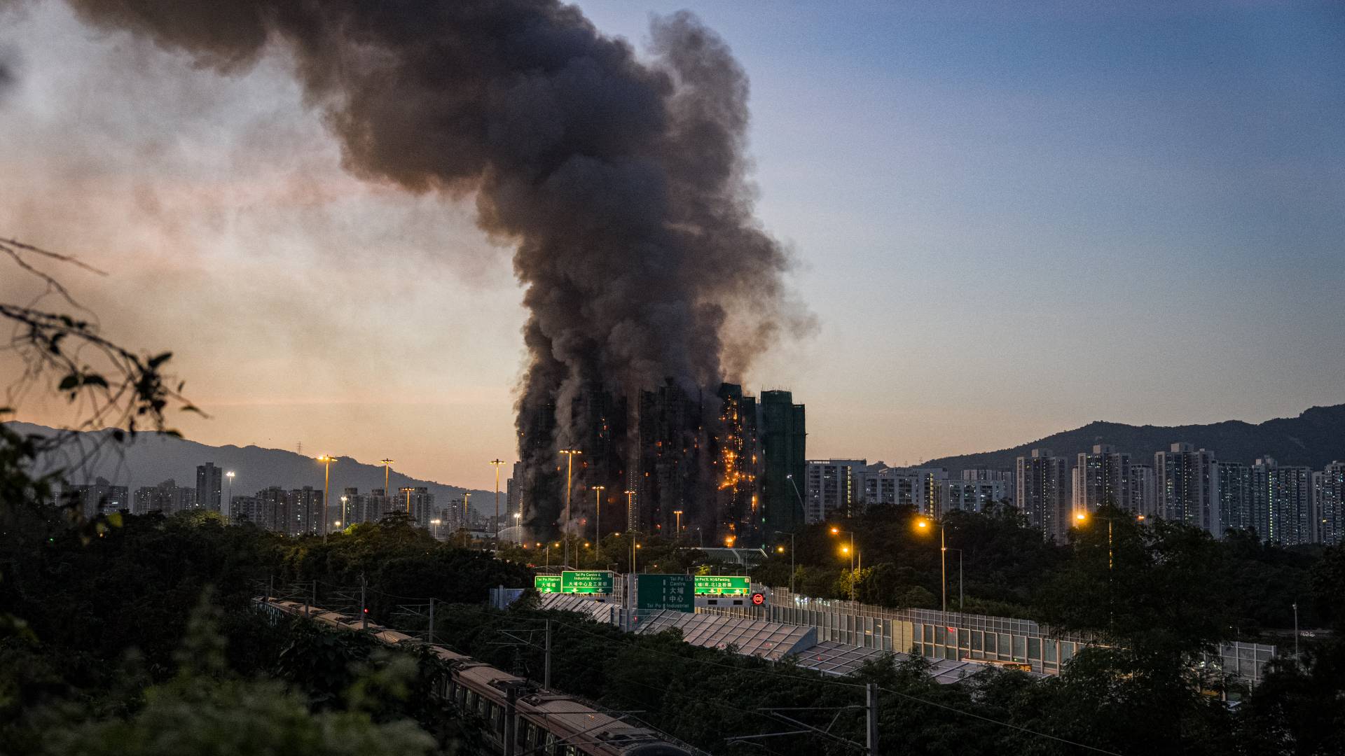 Image 2 from gallery