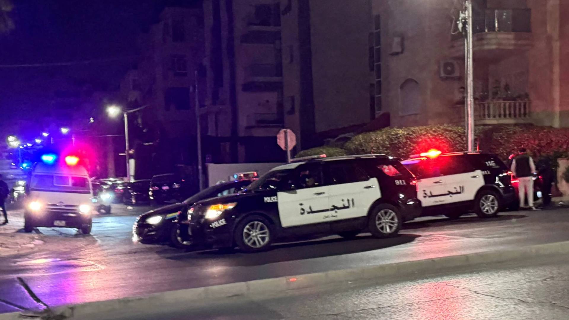 Image 1 from gallery