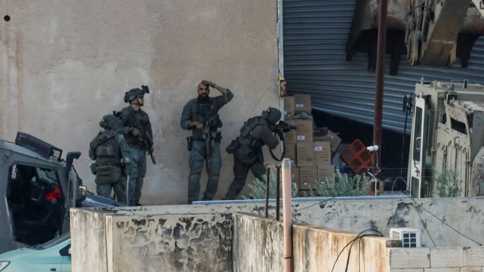 Image 1 from gallery