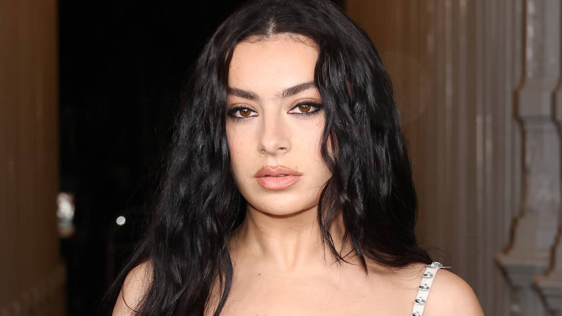 Image 1 from gallery