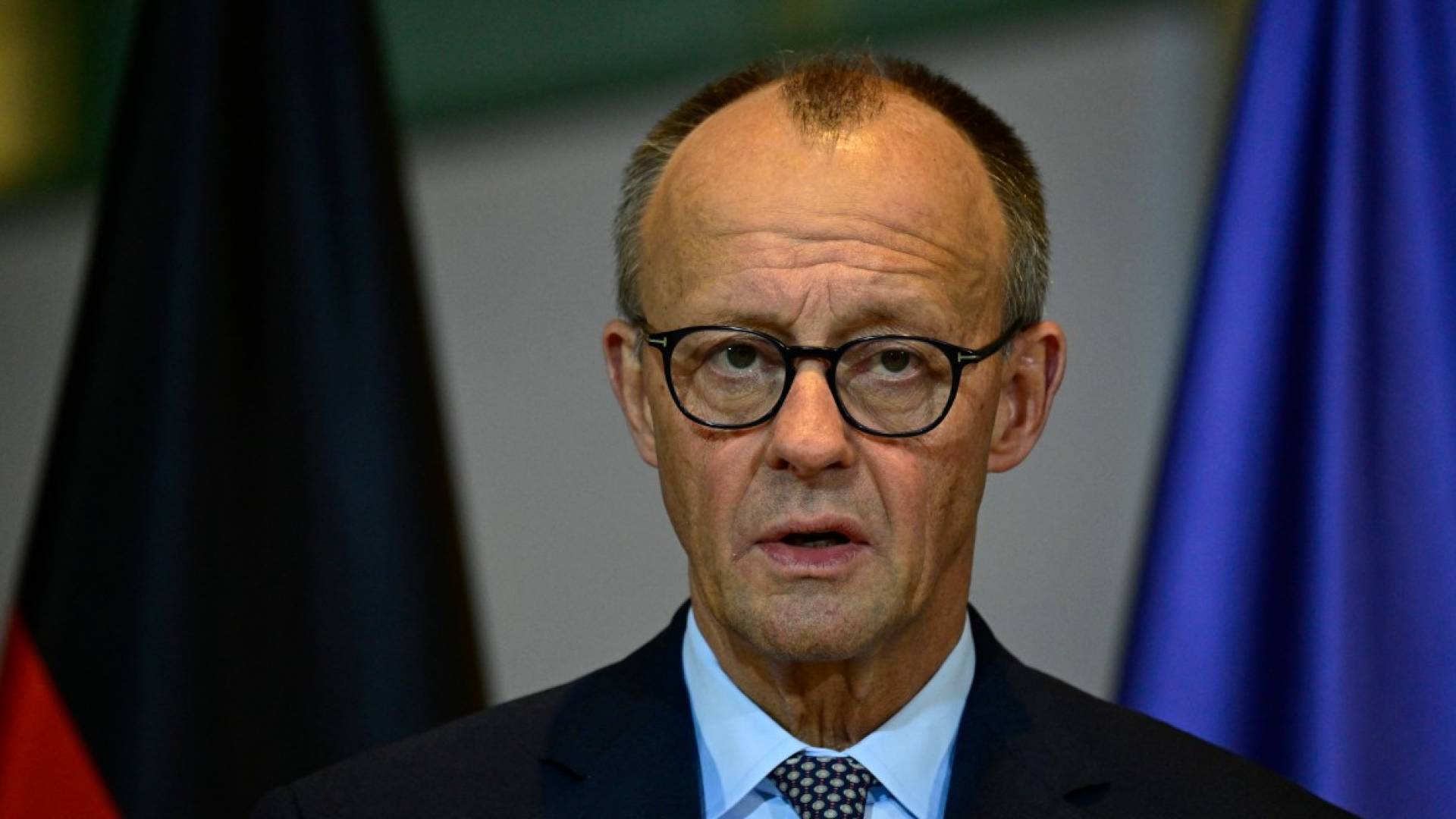 Image 1 from gallery