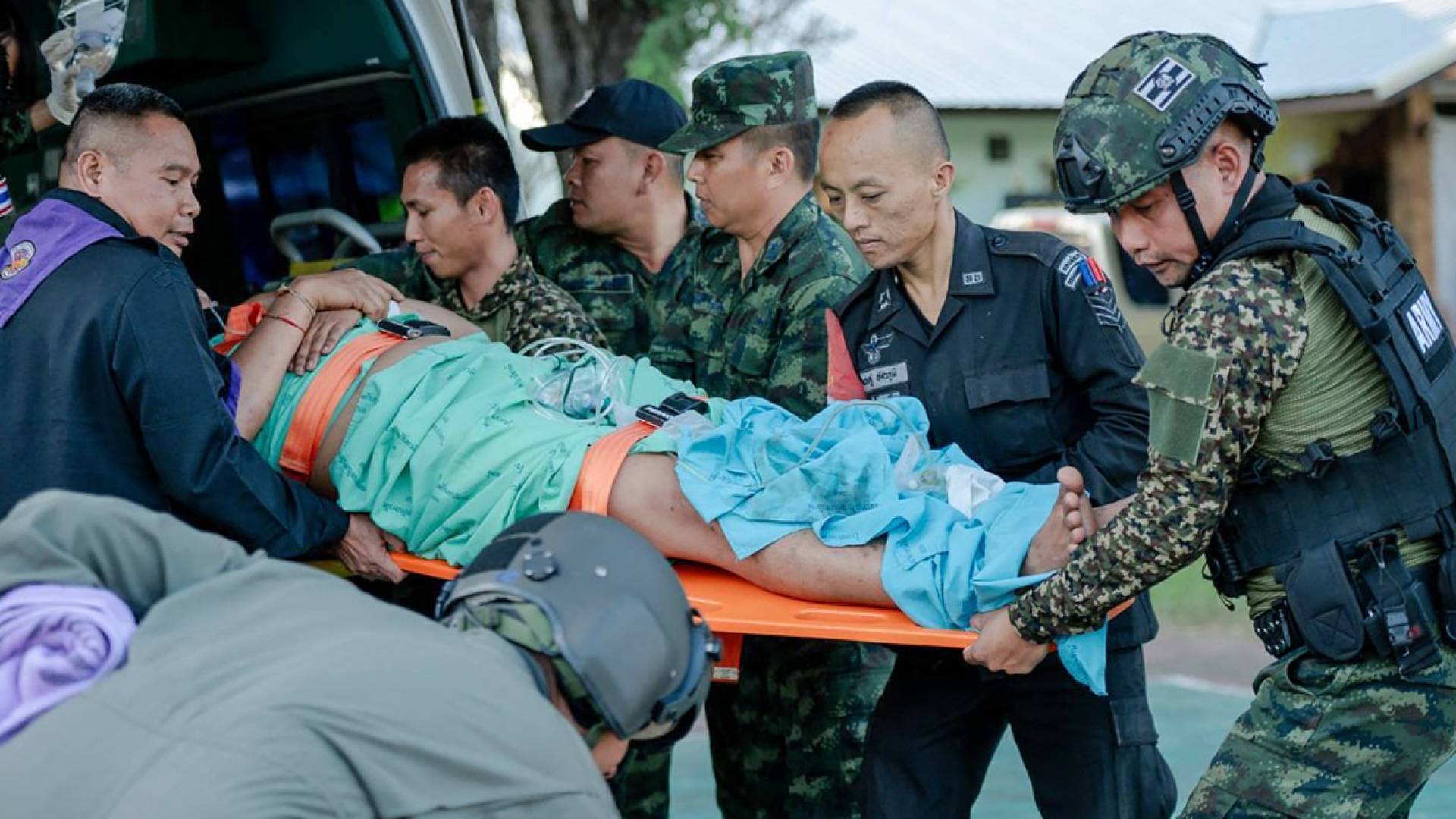 Image 1 from gallery