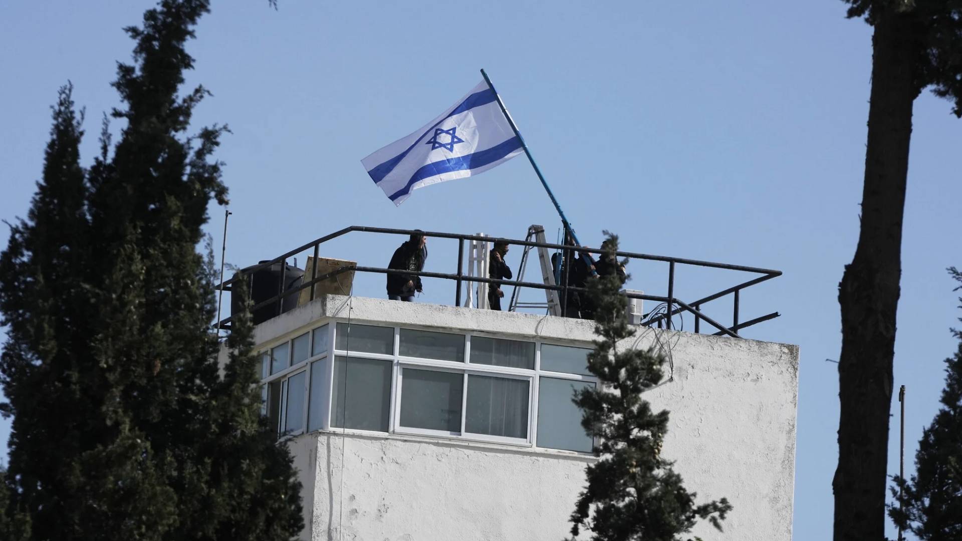 Image 1 from gallery