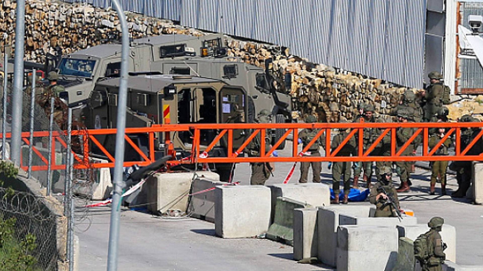 Image 1 from gallery