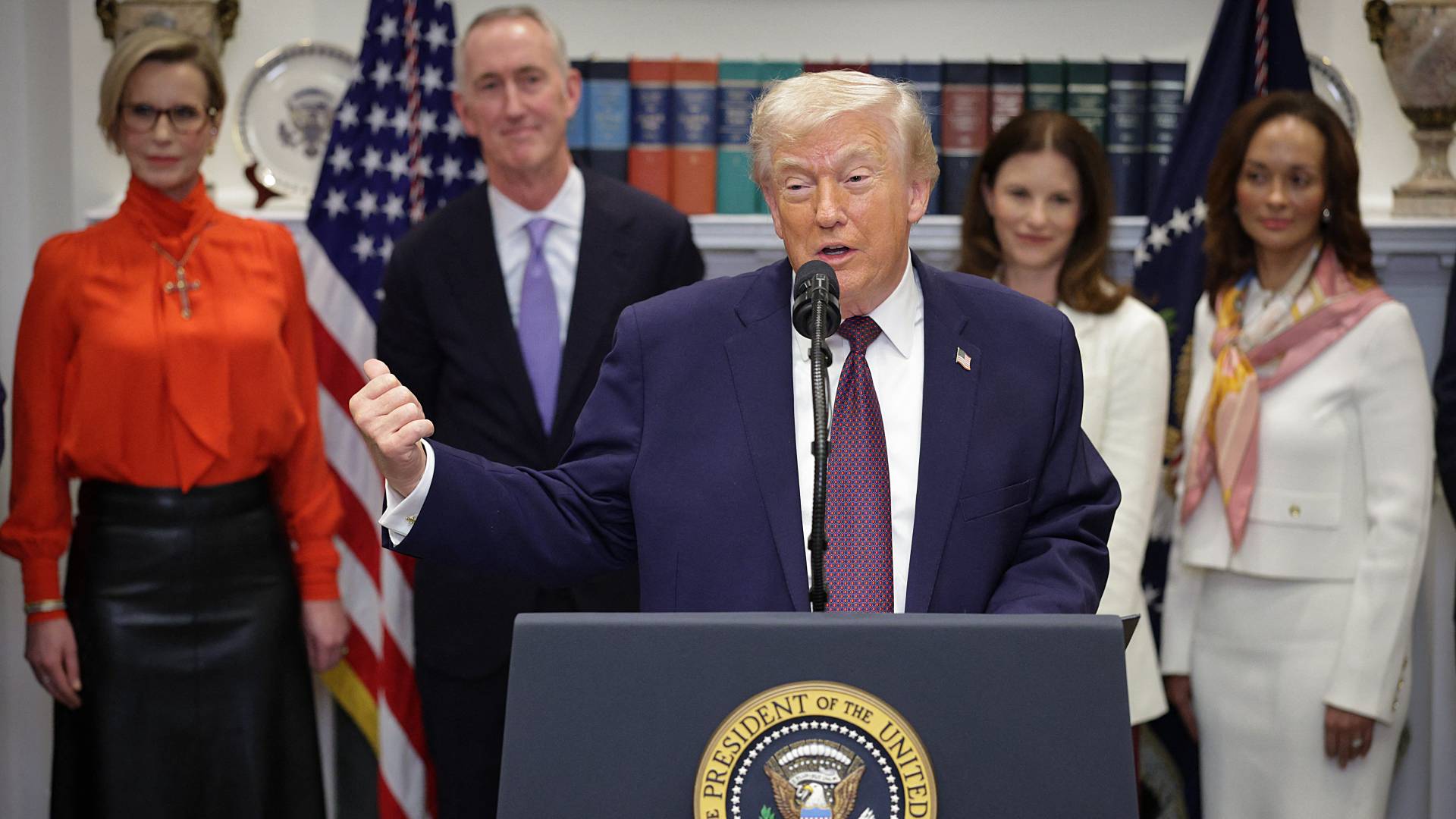 Image 1 from gallery