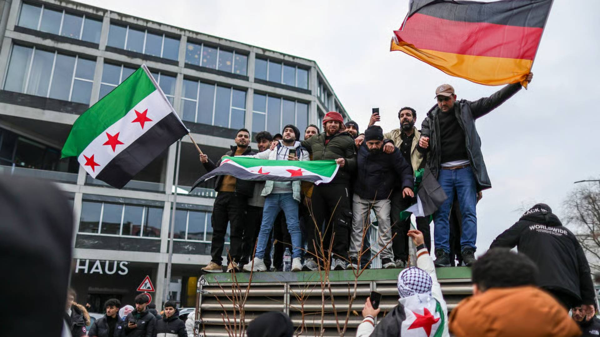 Image 1 from gallery