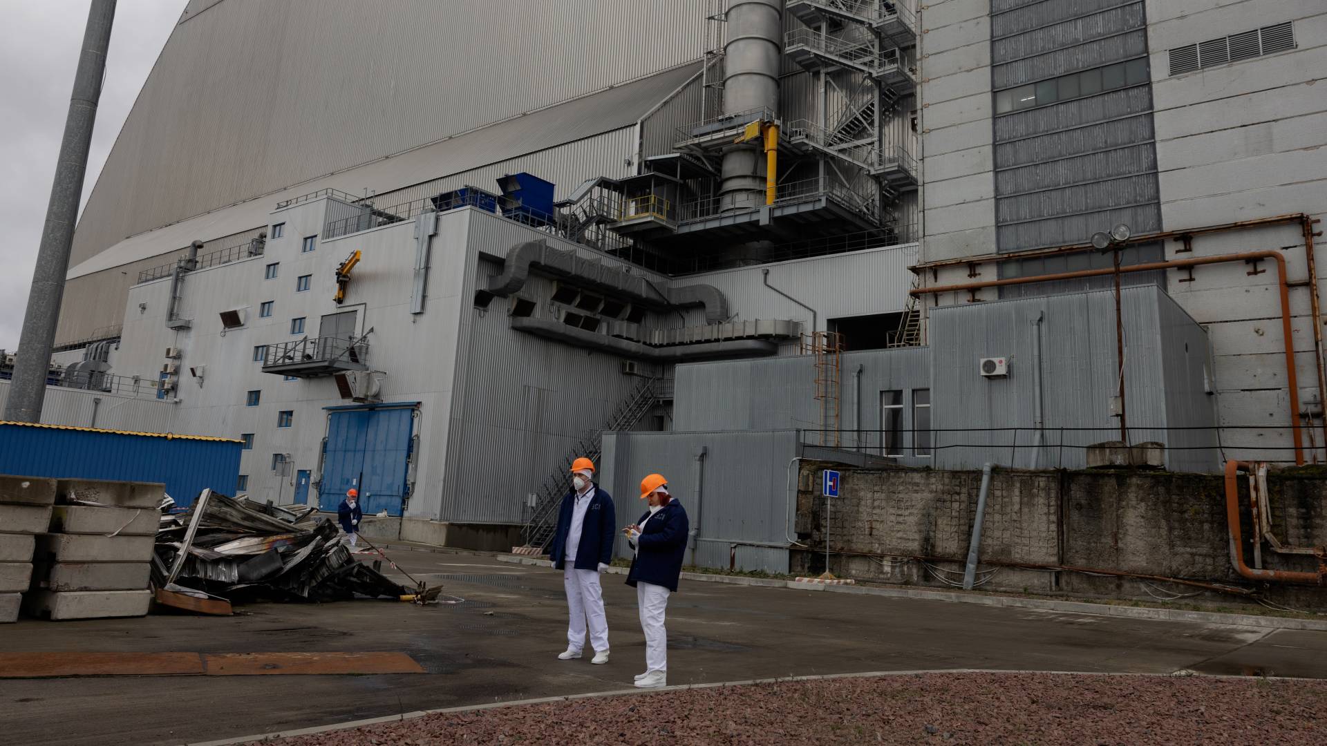 Image 1 from gallery