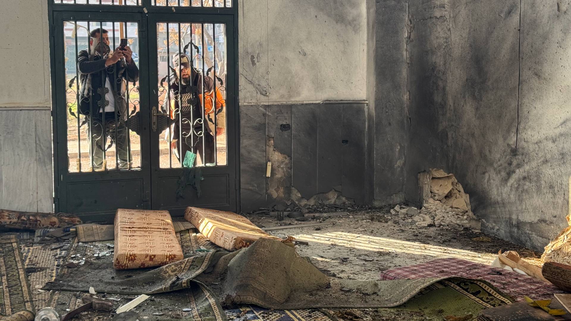 Image 1 from gallery