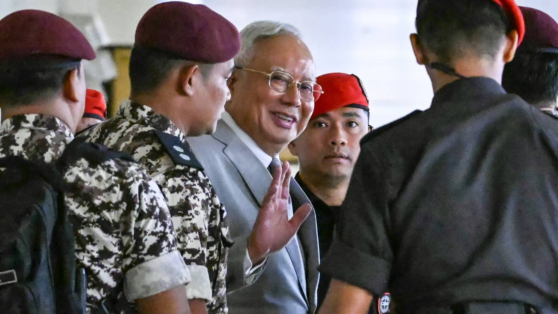 Image 1 from gallery