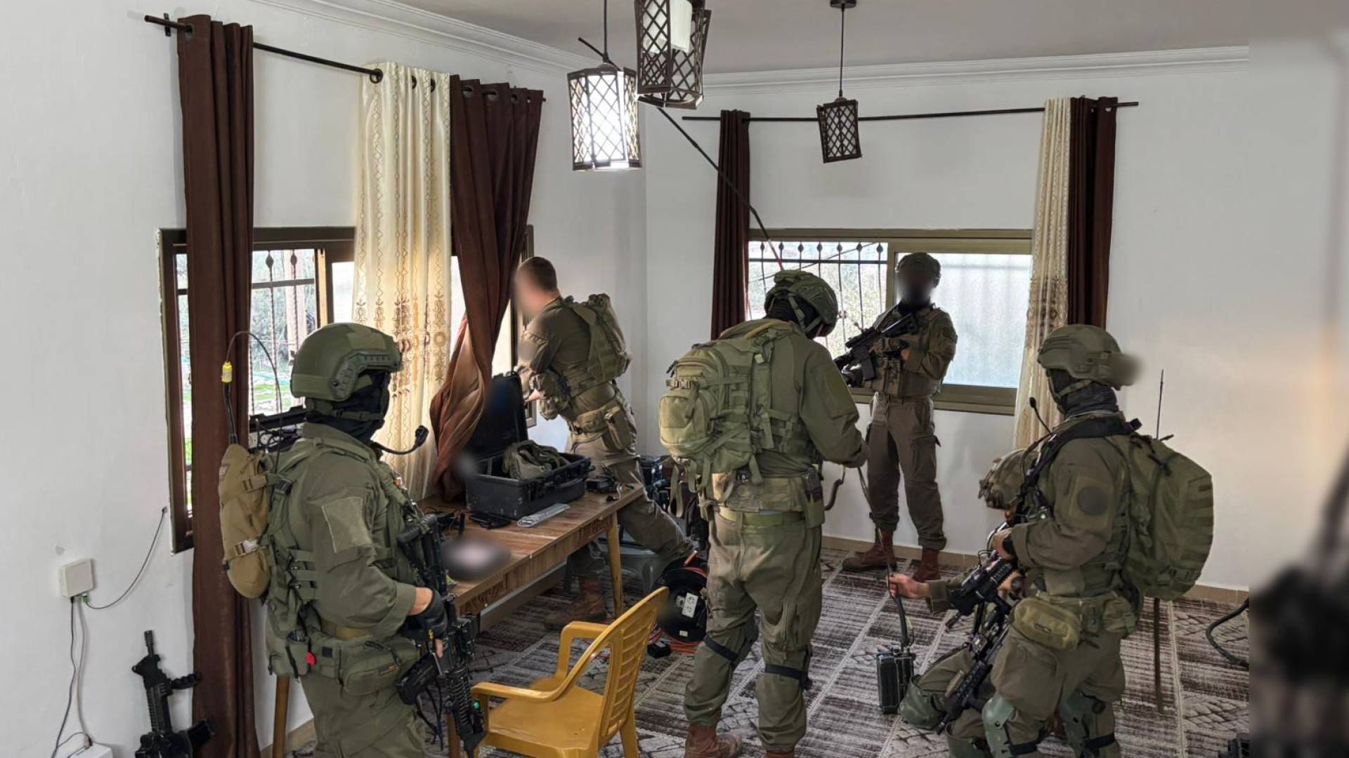 Image 1 from gallery