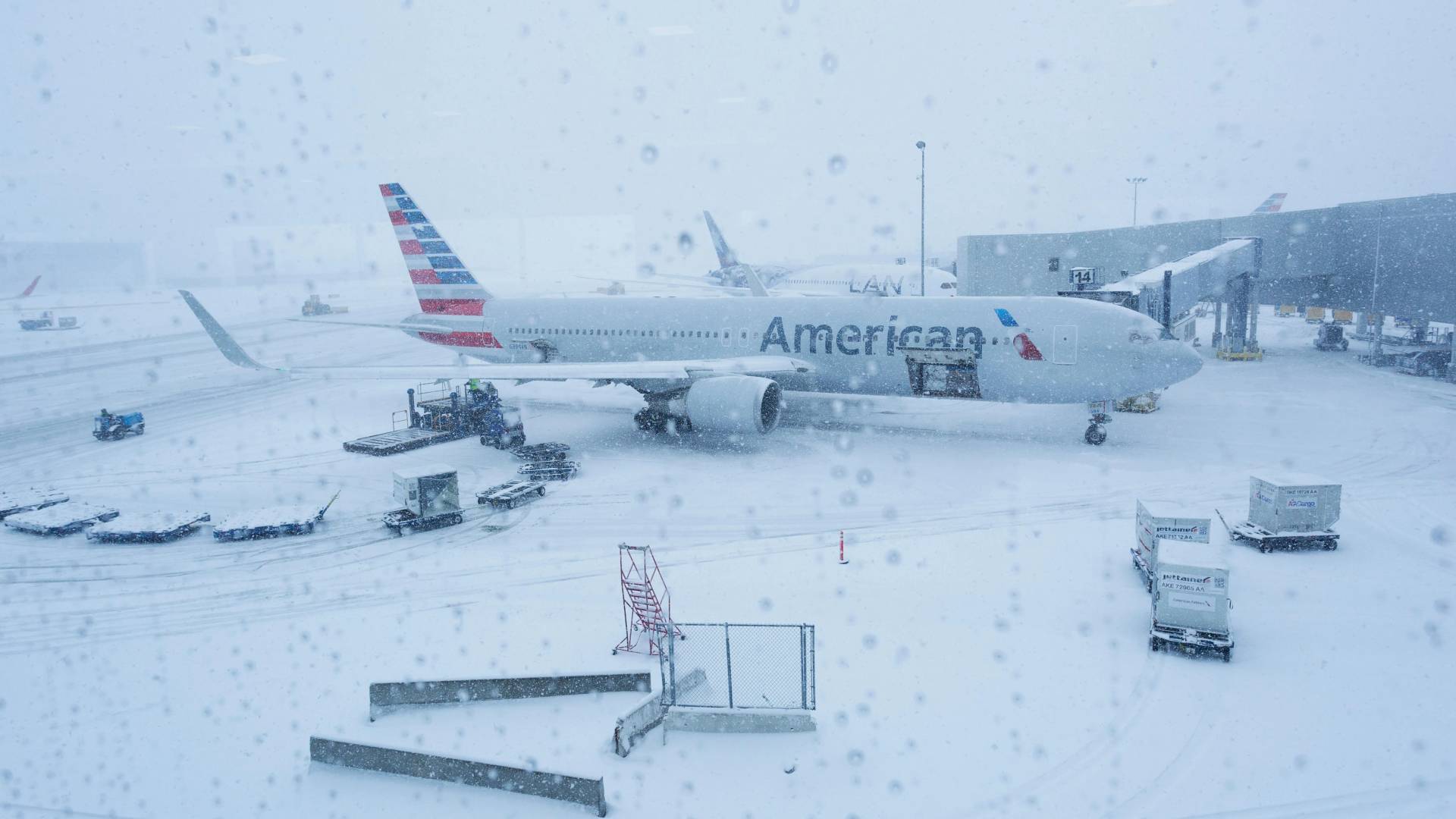 Image 1 from gallery