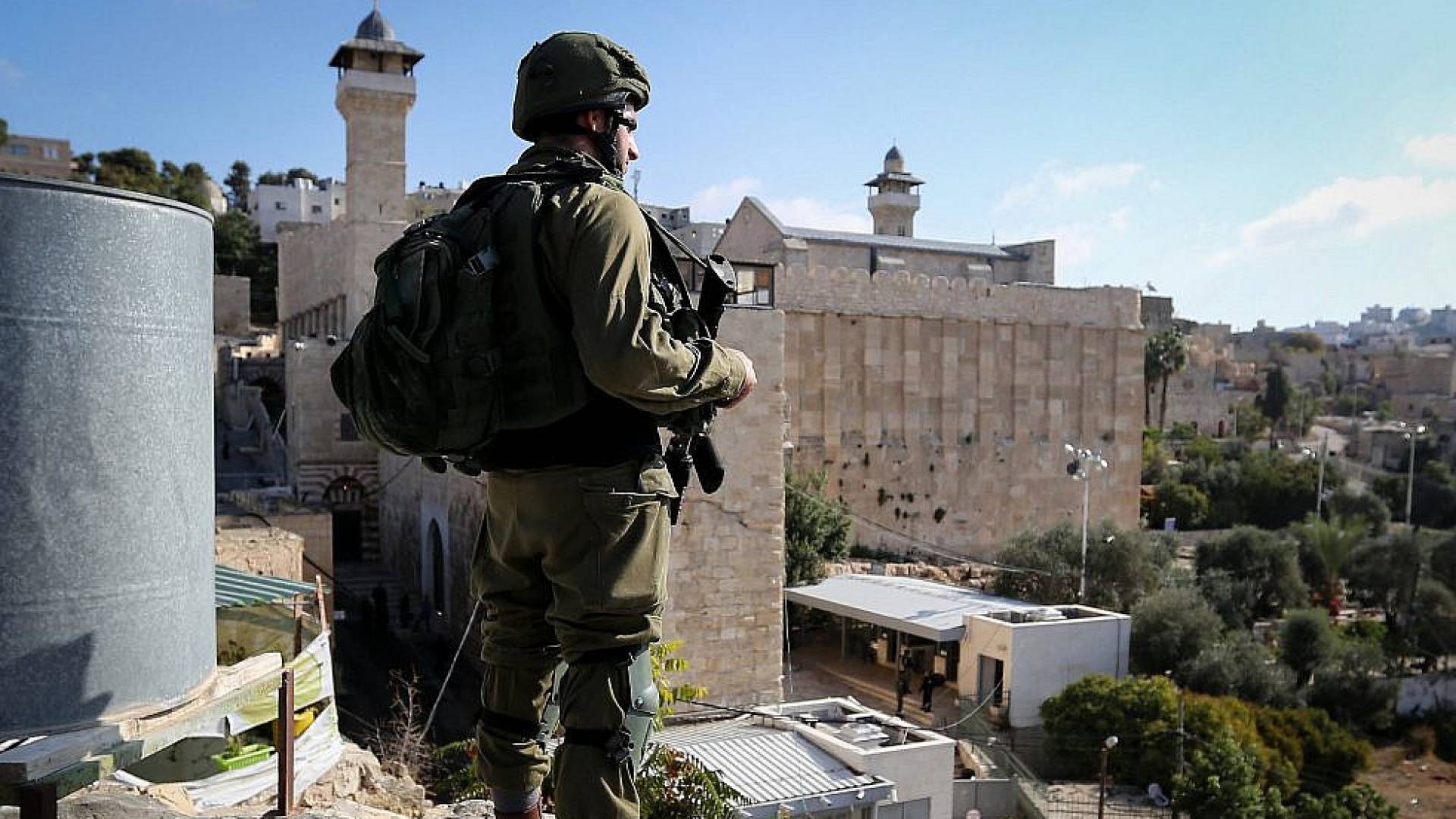 Image 1 from gallery