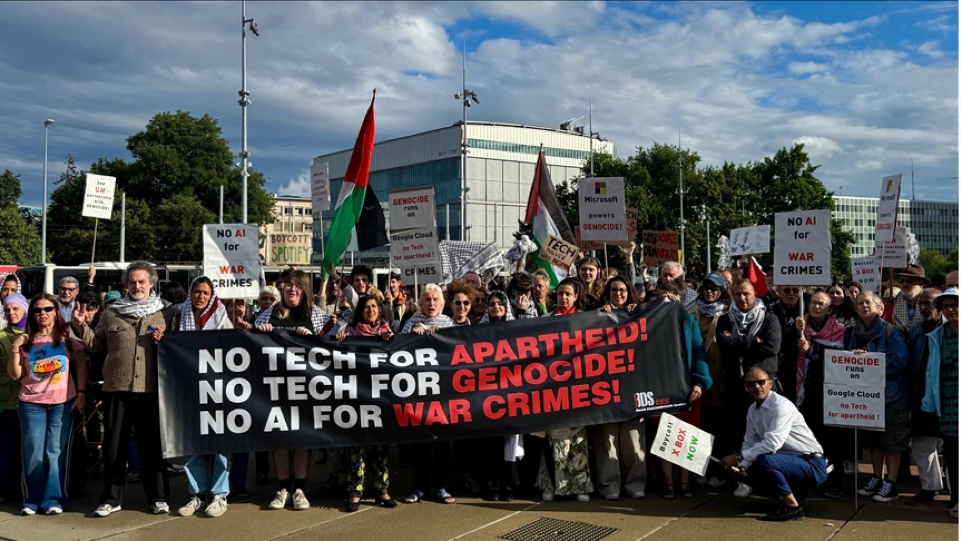 Image 1 from gallery