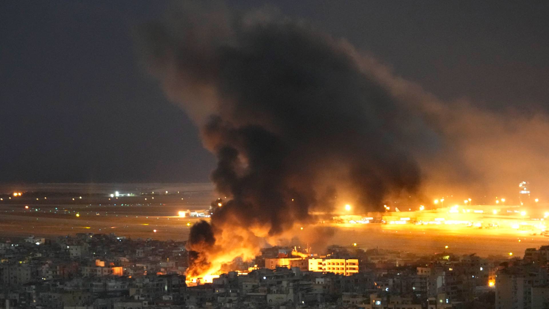 'Israeli' military launches strikes on targets in southern Lebanon