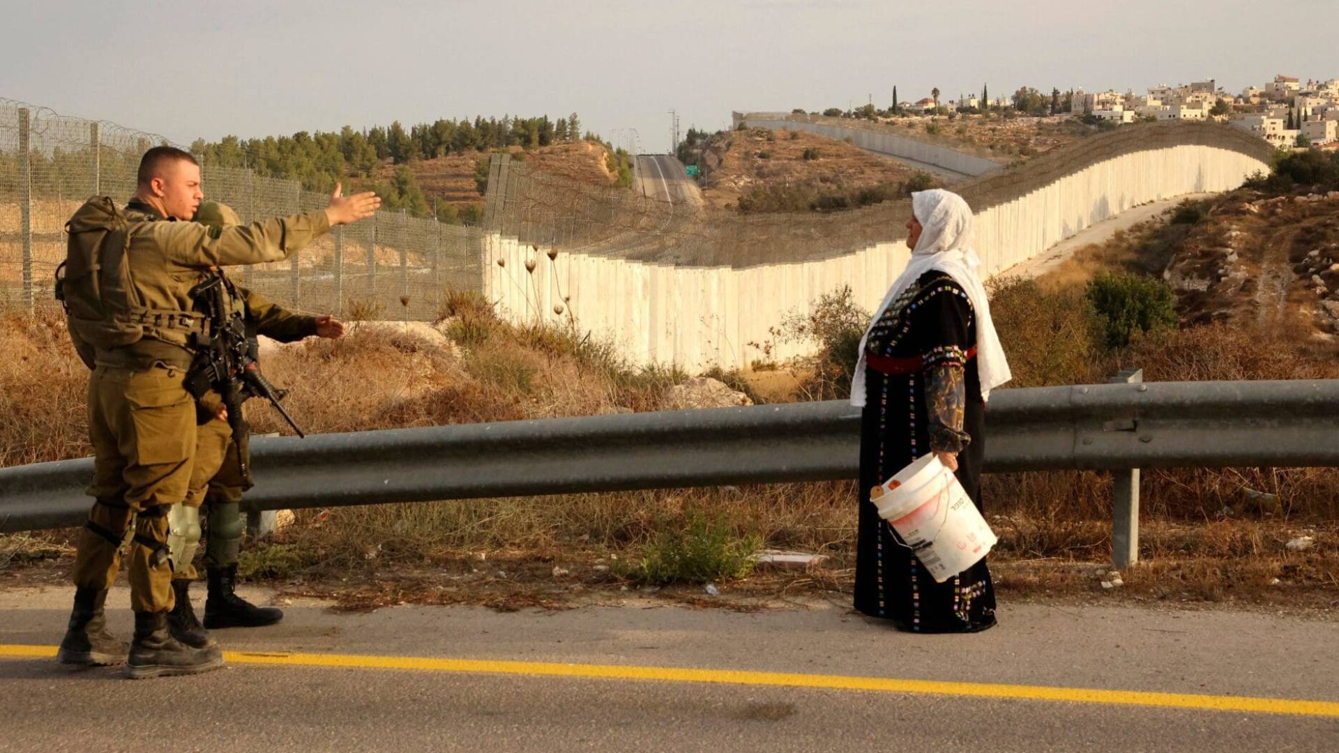 Image 1 from gallery