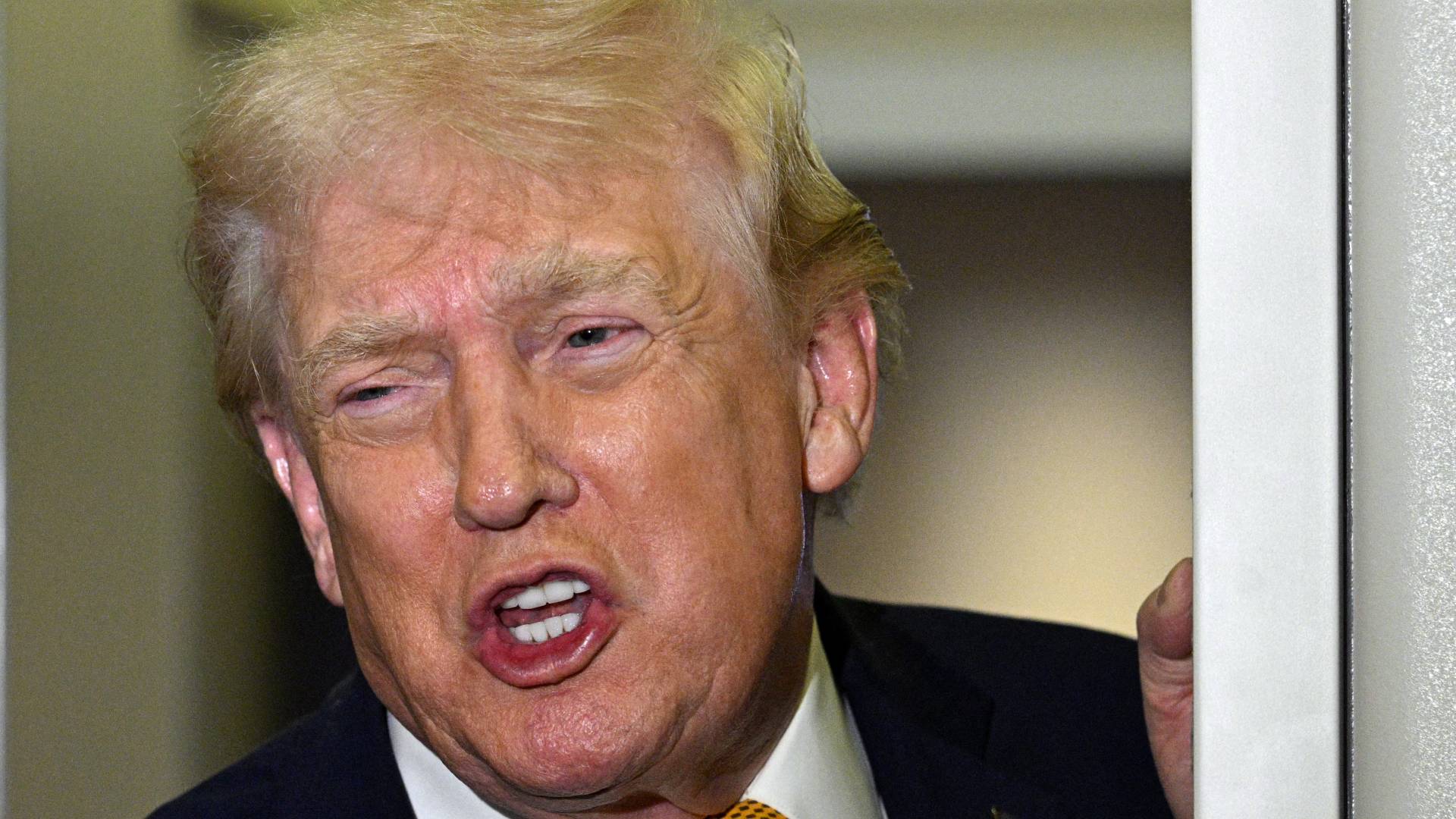 Image 1 from gallery