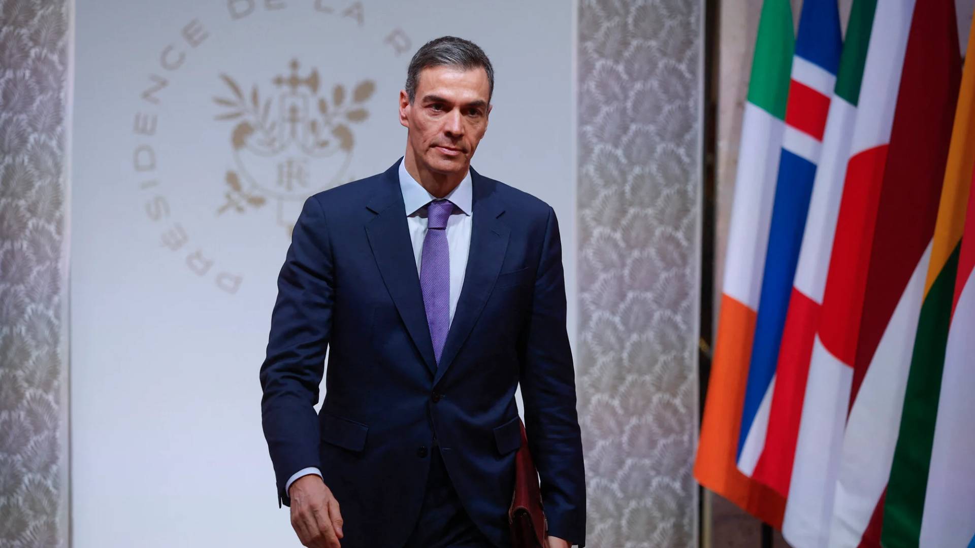 Image 1 from gallery