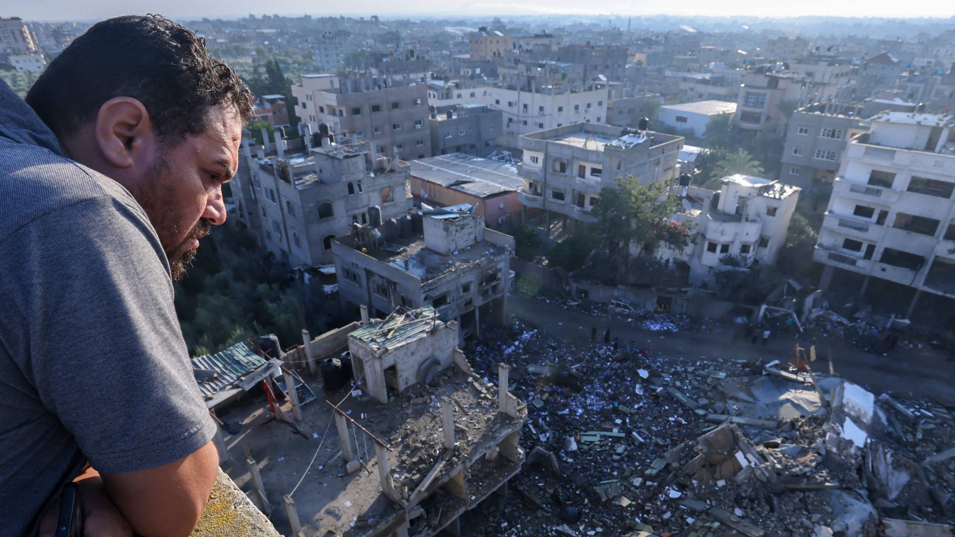 Image 1 from gallery