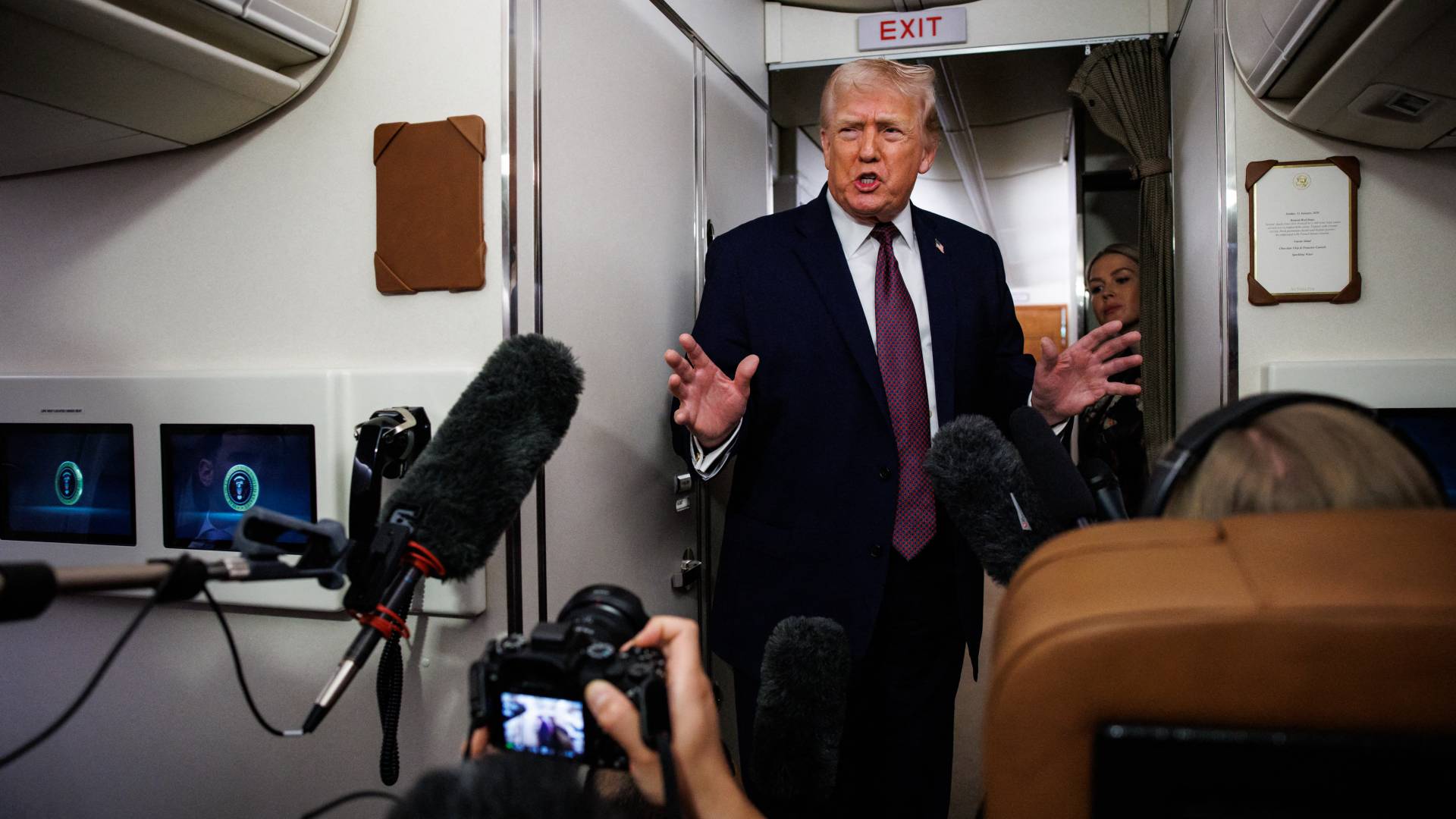 Image 1 from gallery