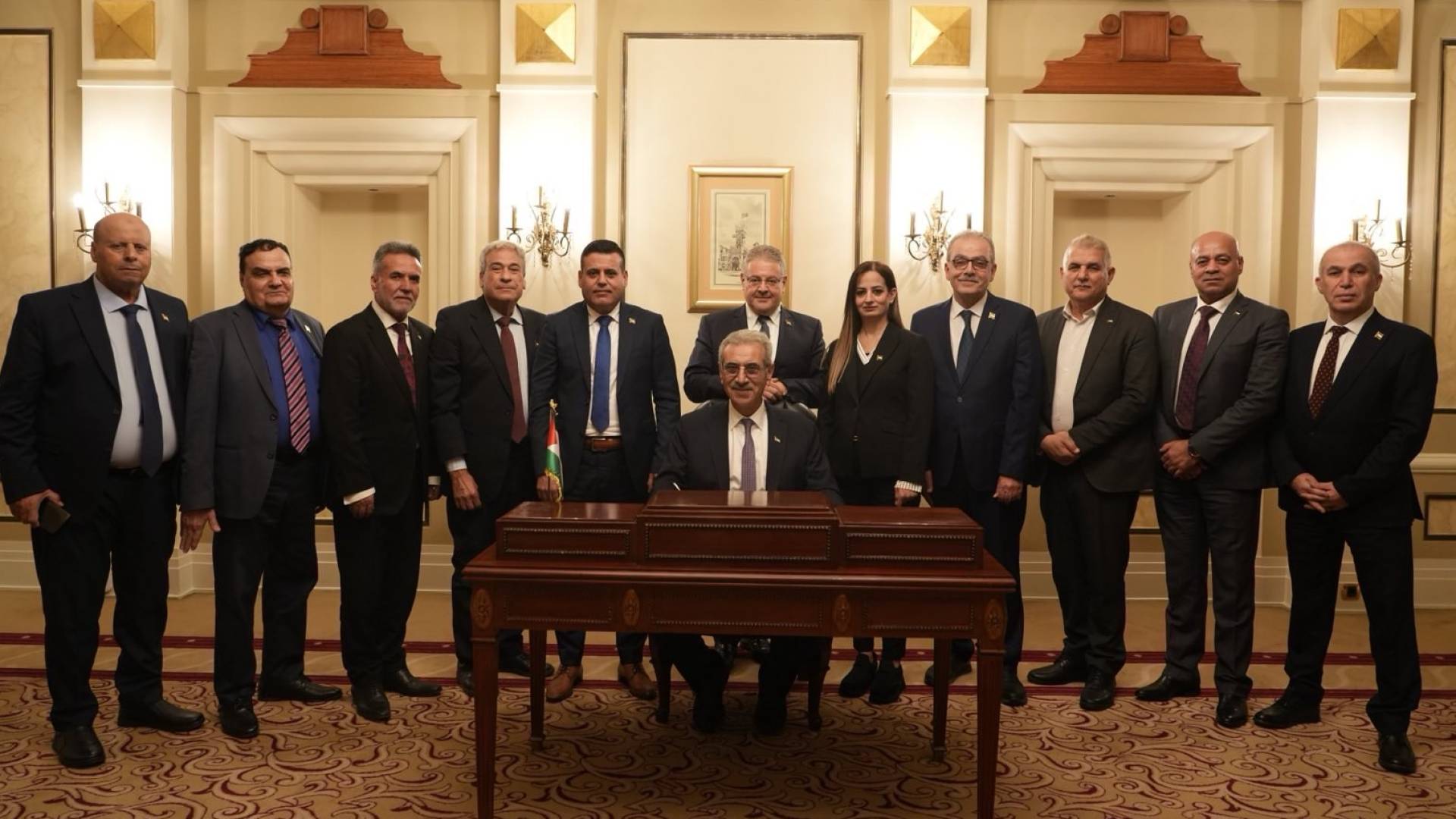 Image 1 from gallery