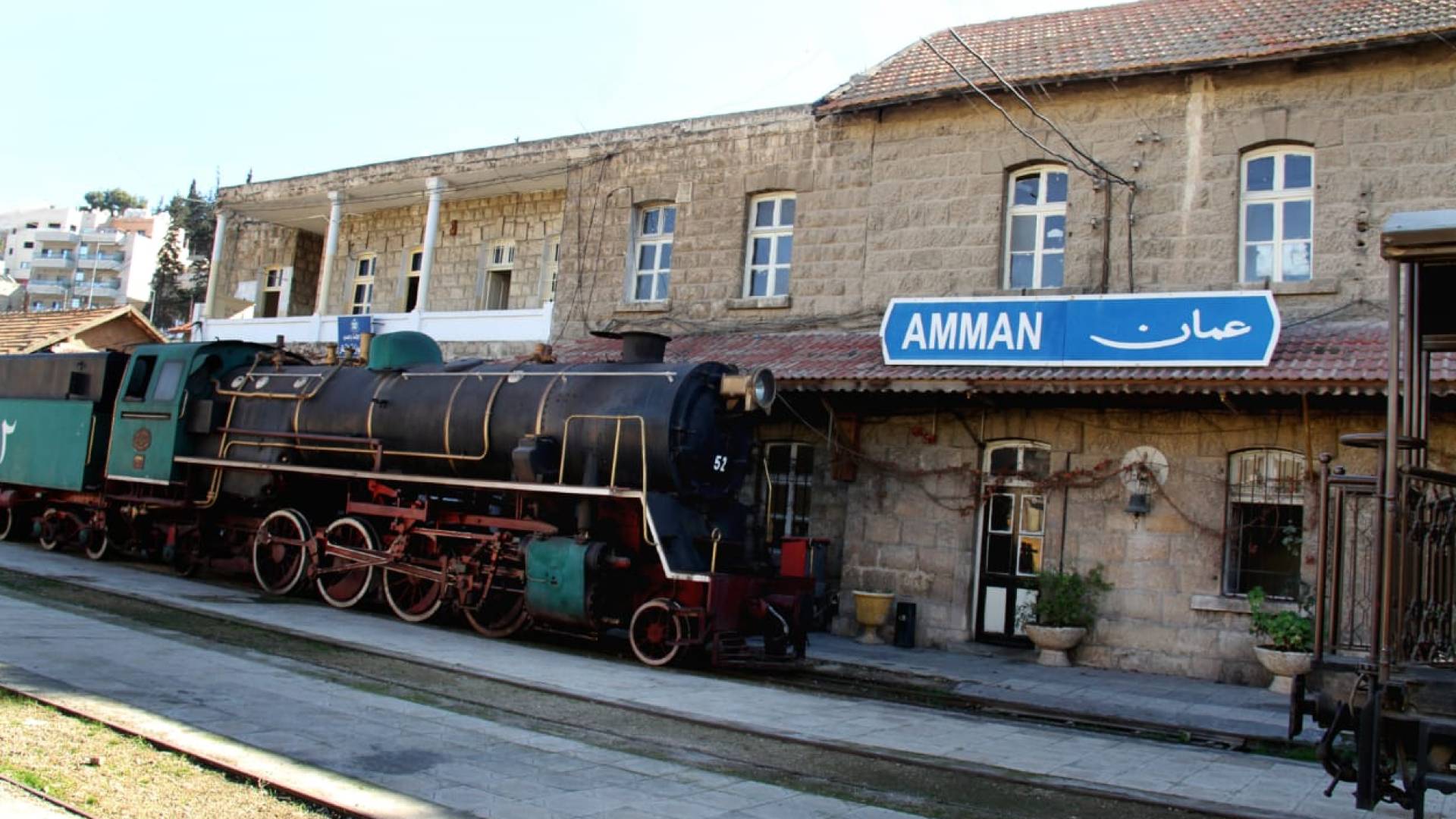 Image 1 from gallery