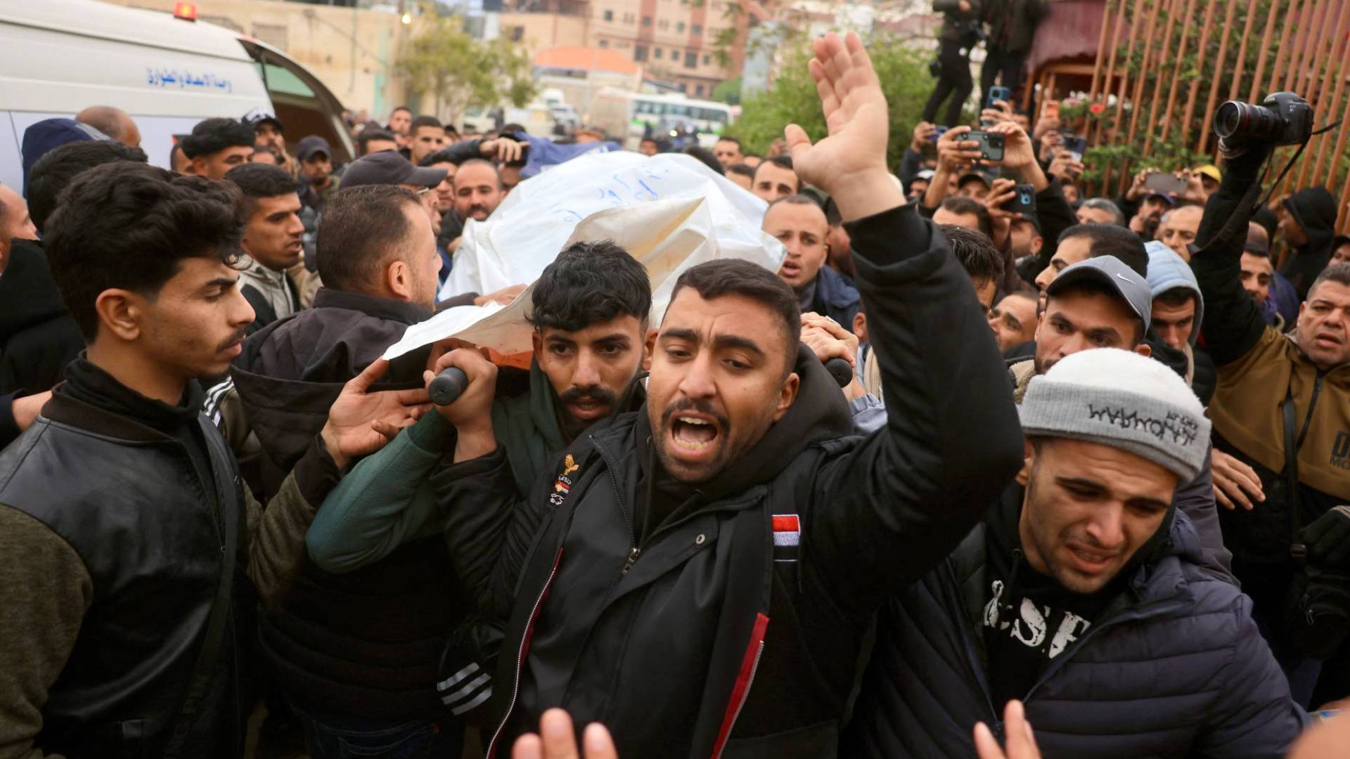 Image 1 from gallery