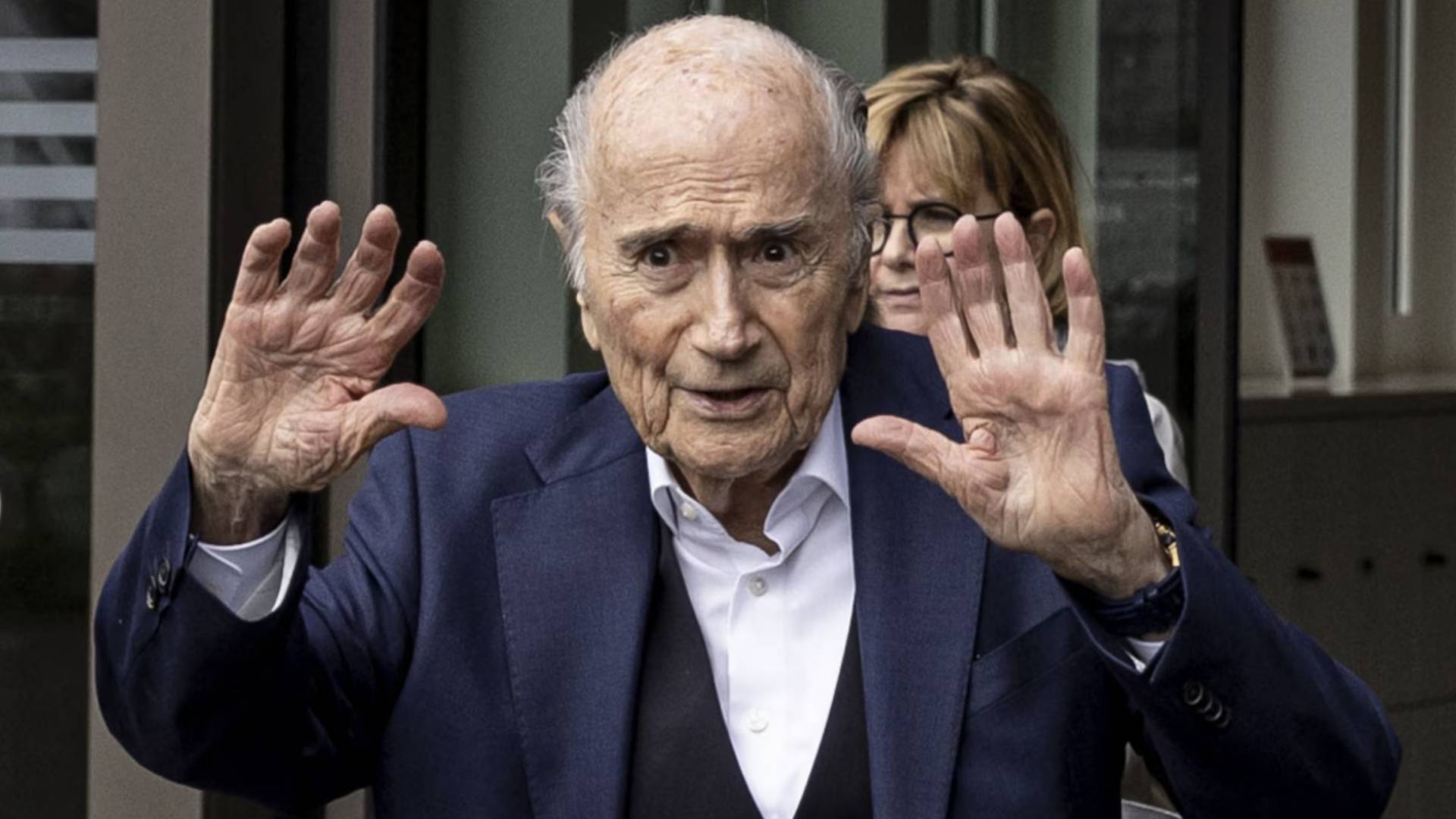 Image 1 from gallery