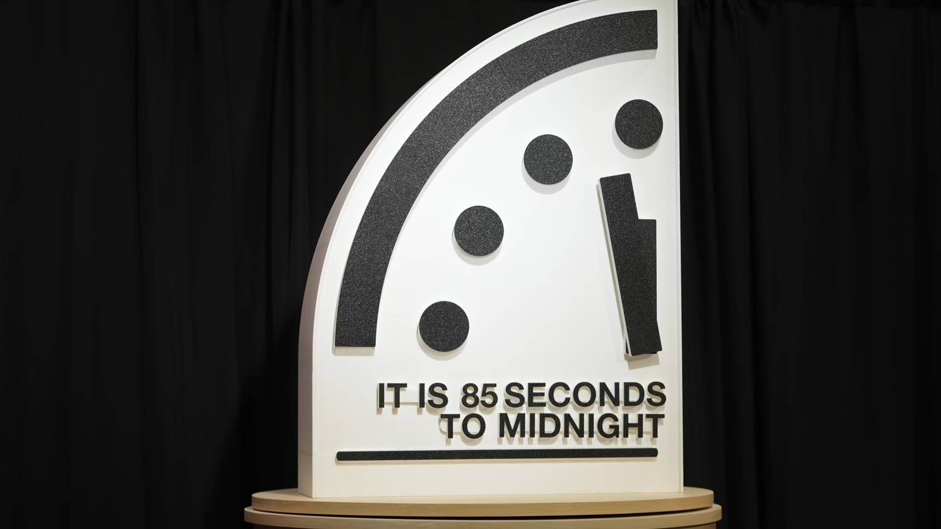 Image 1 from gallery