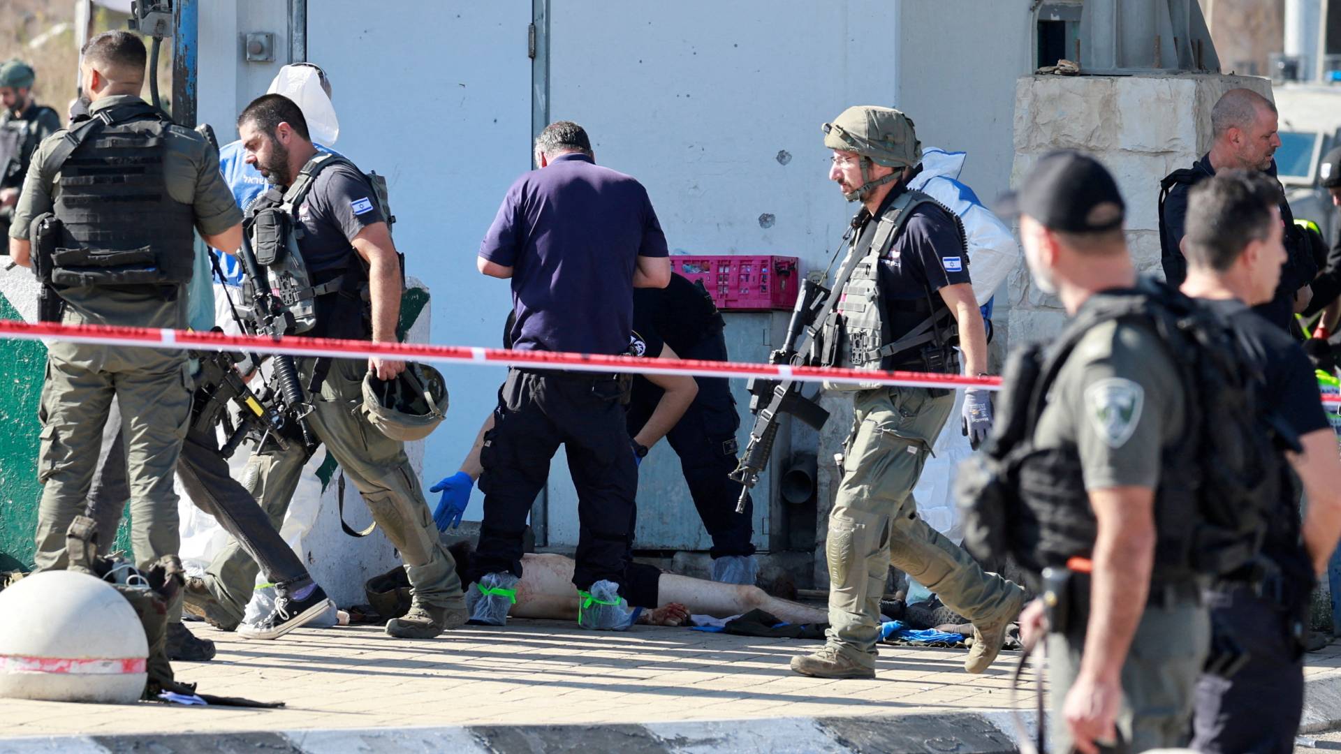 Image 1 from gallery