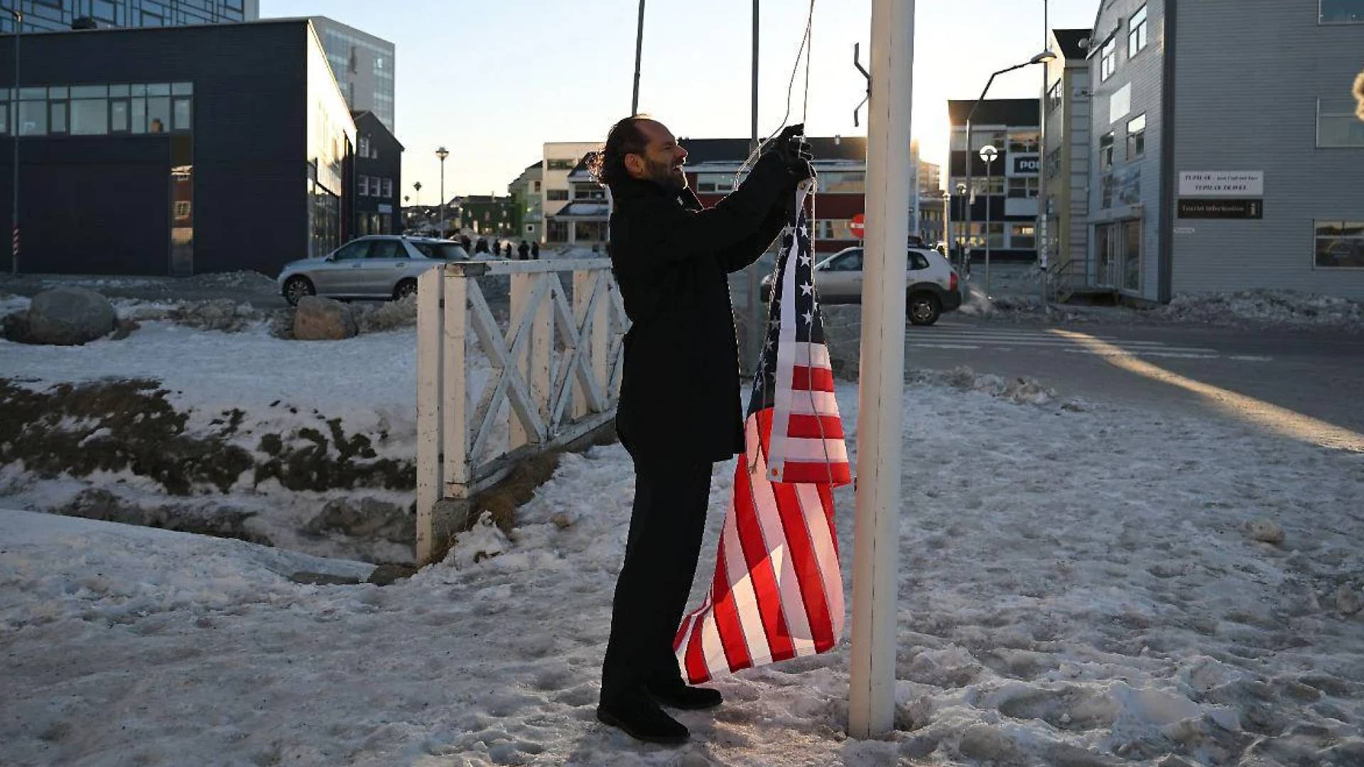 Image 1 from gallery