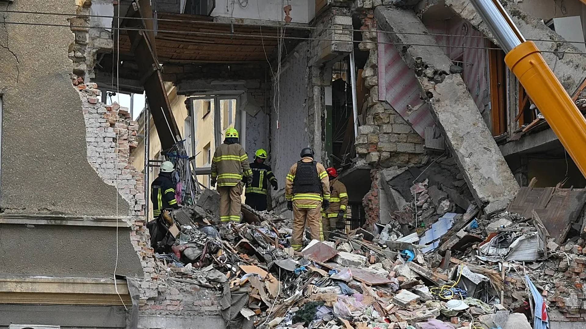 Image 1 from gallery