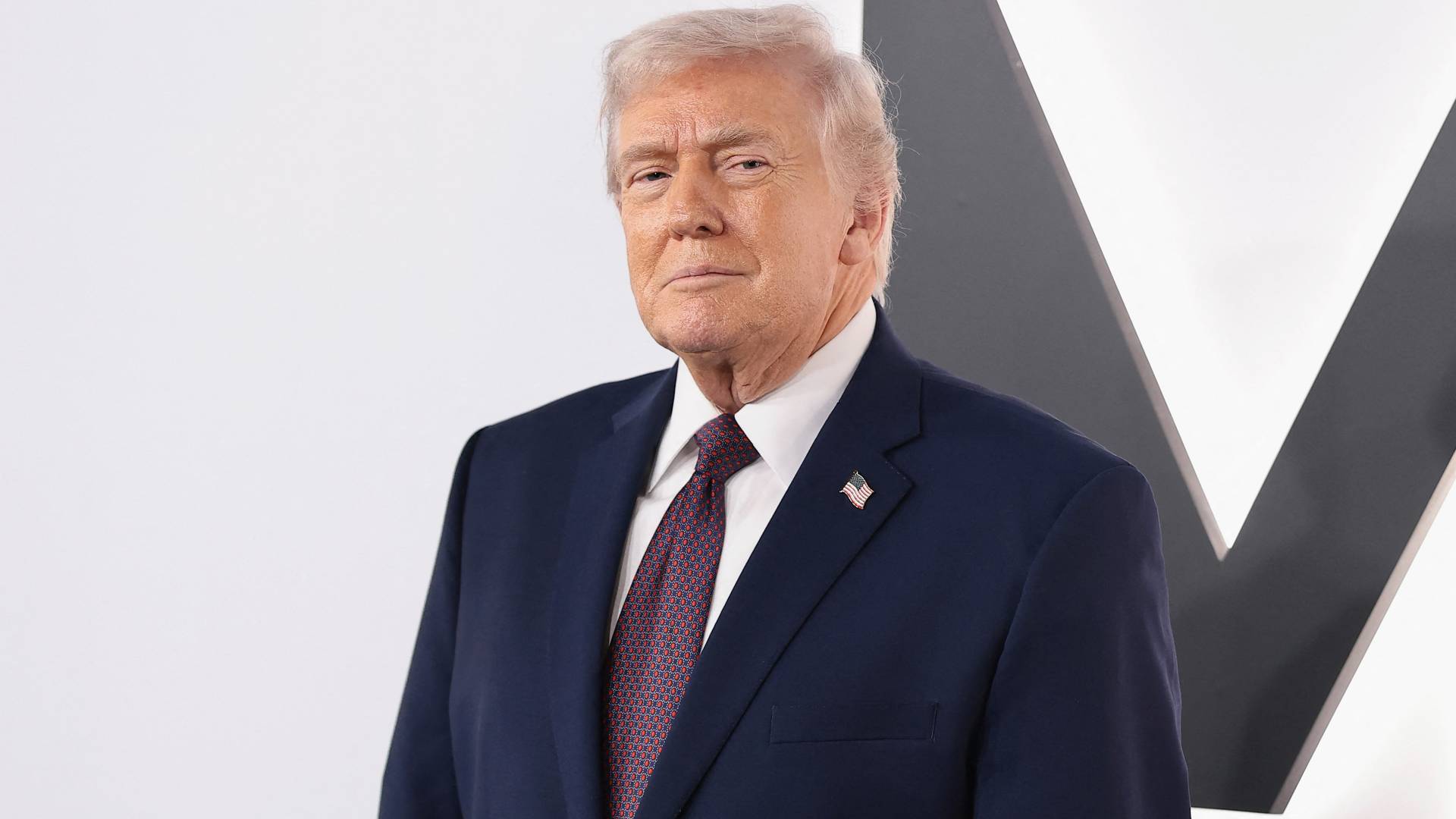 Image 1 from gallery