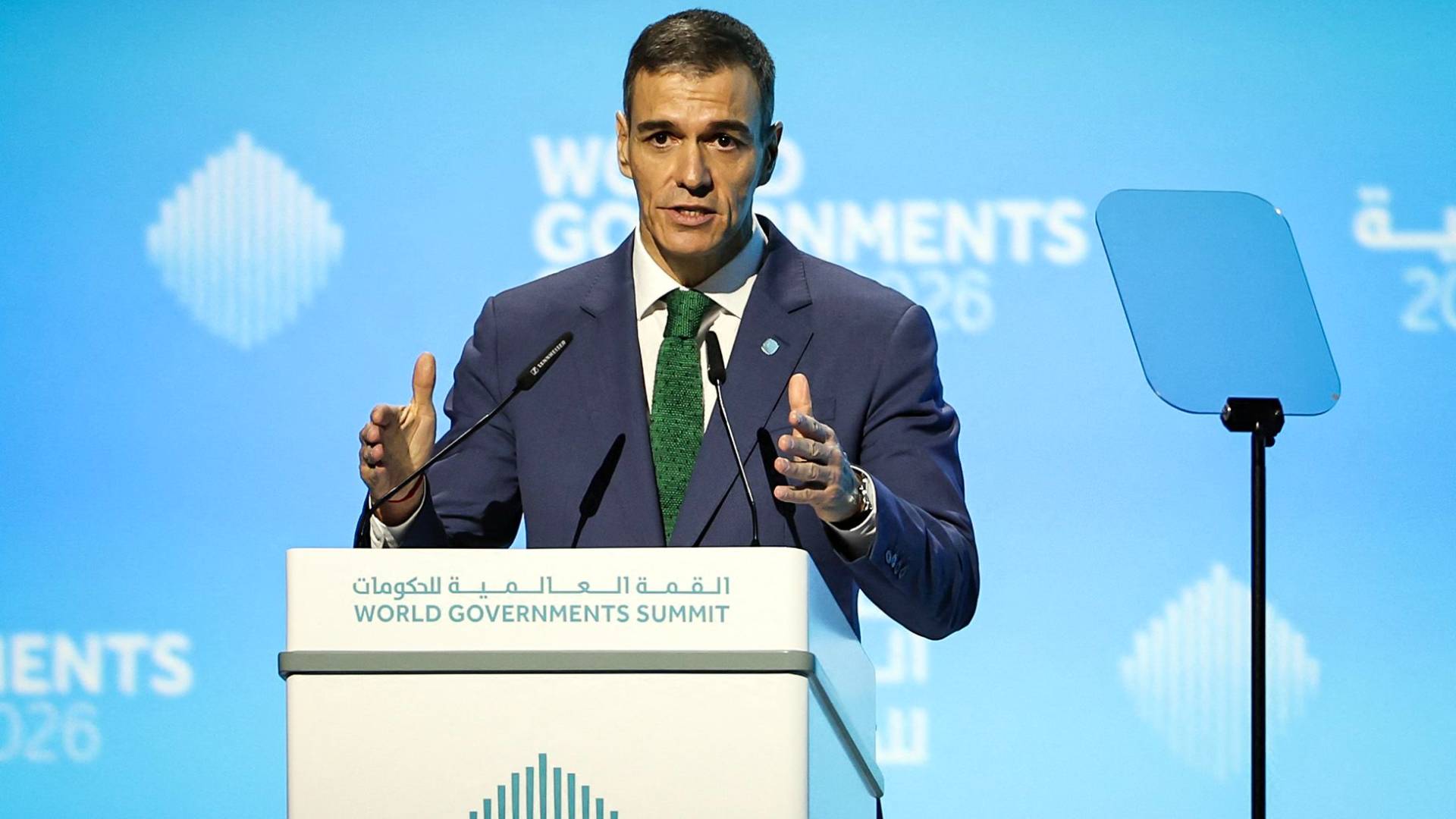 Spain wants to ban social media for under-16s, says Spanish PM