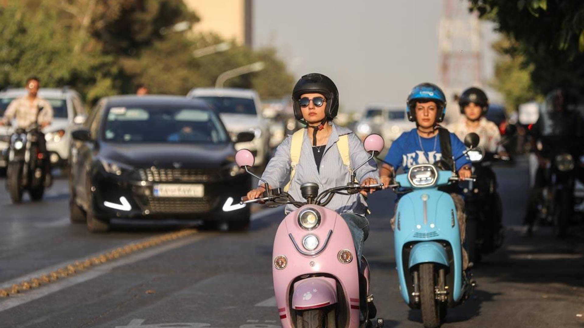 Image 1 from gallery