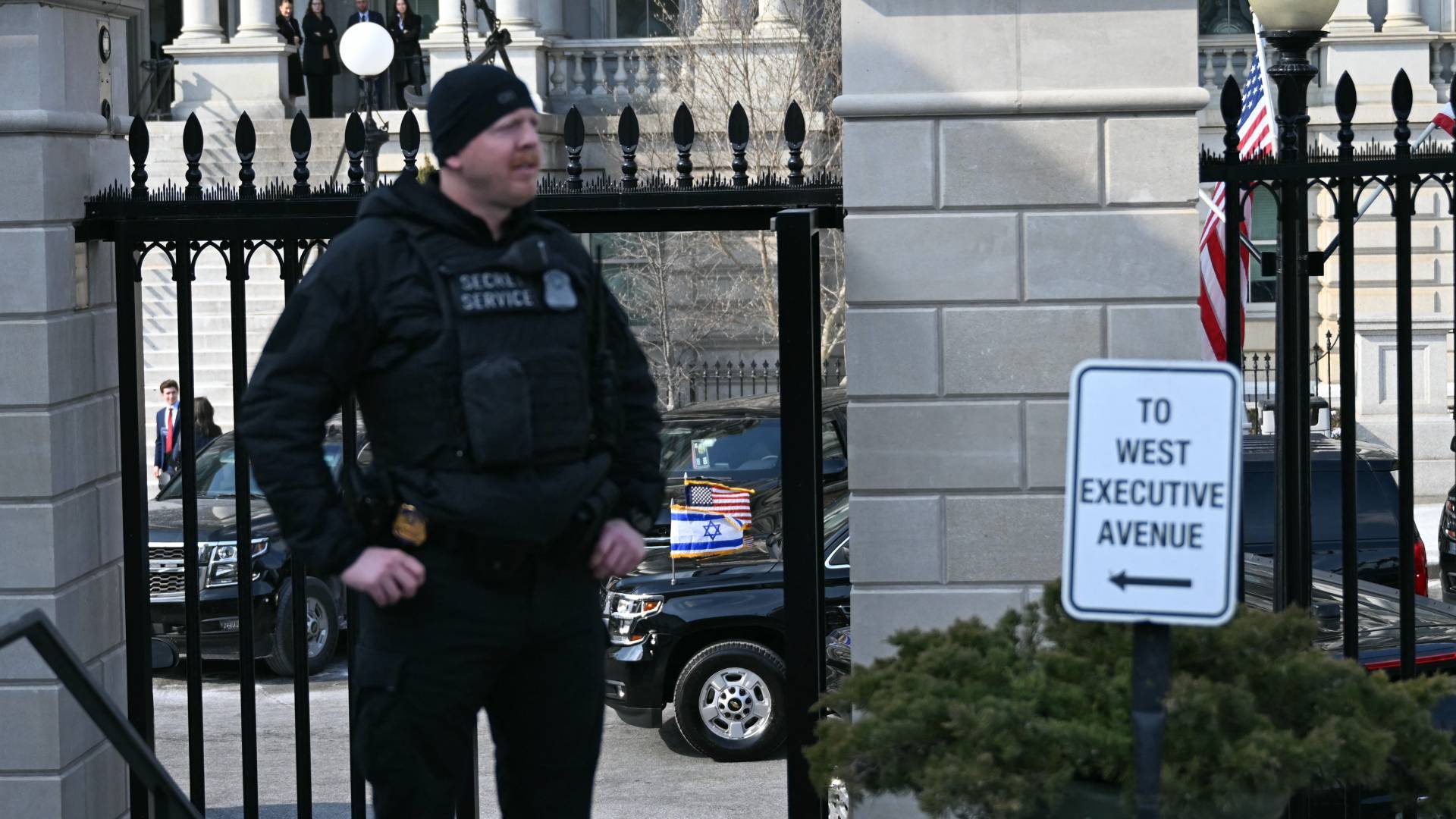 Image 1 from gallery