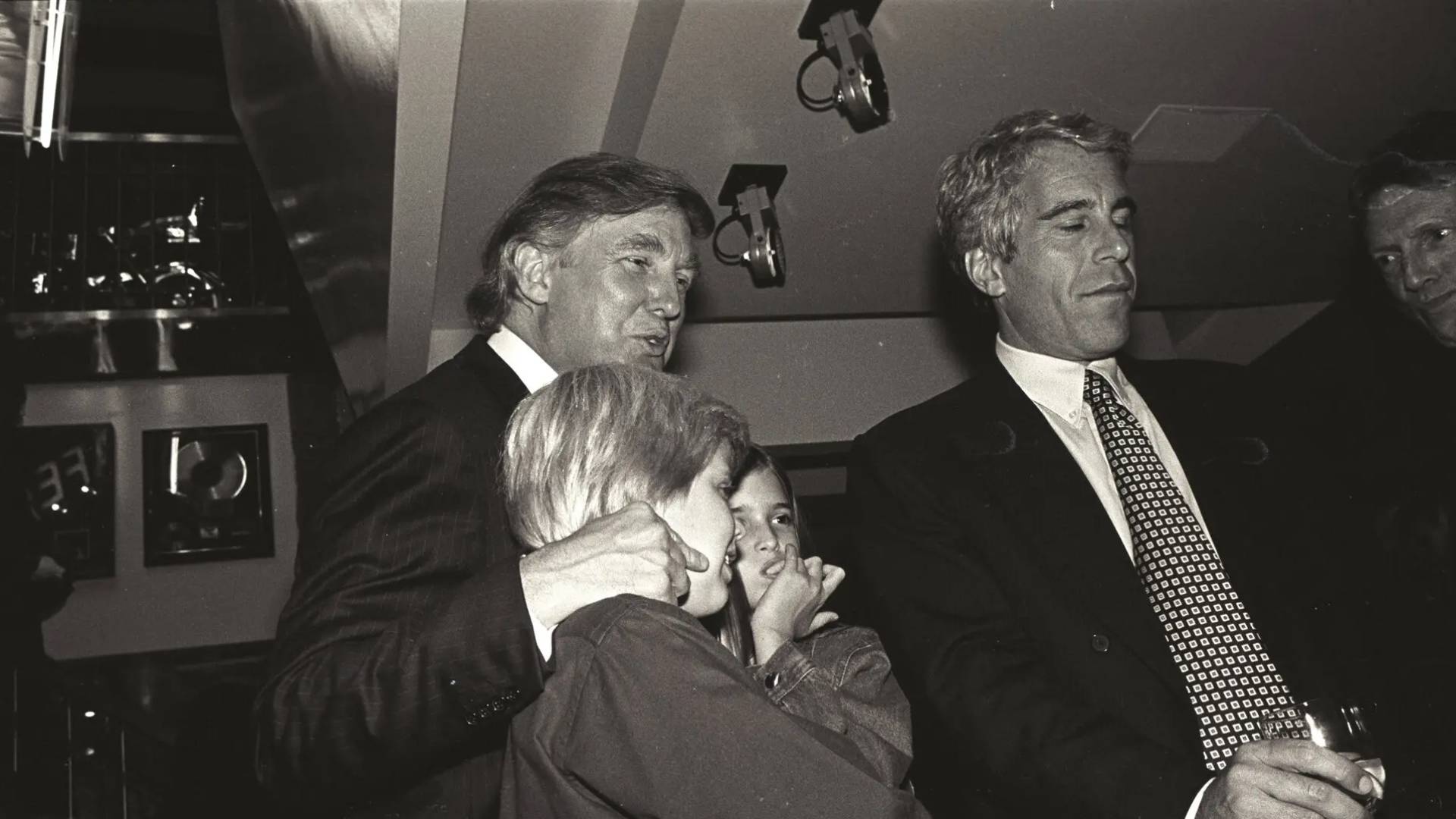 Image 1 from gallery