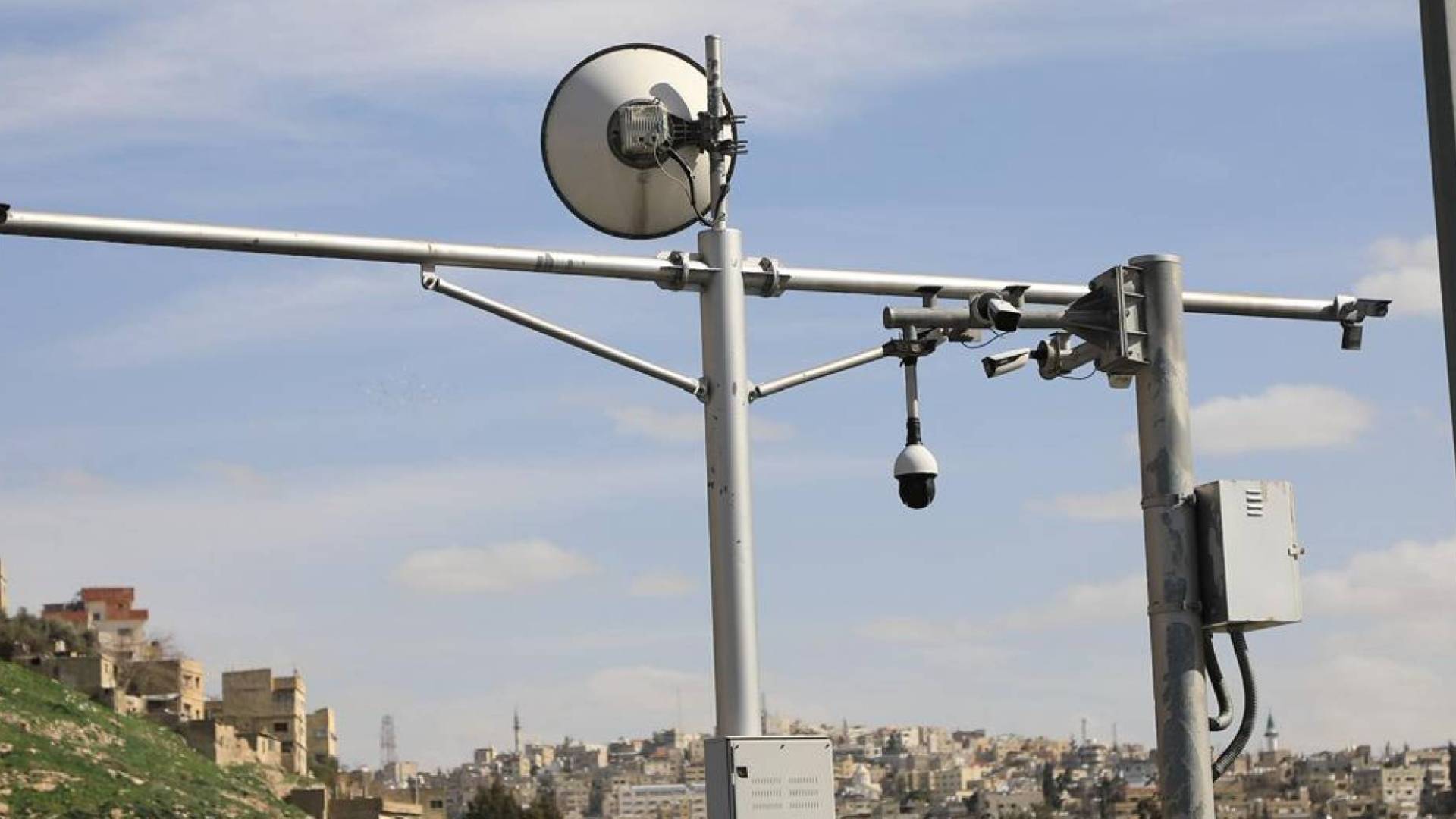 Image 1 from gallery