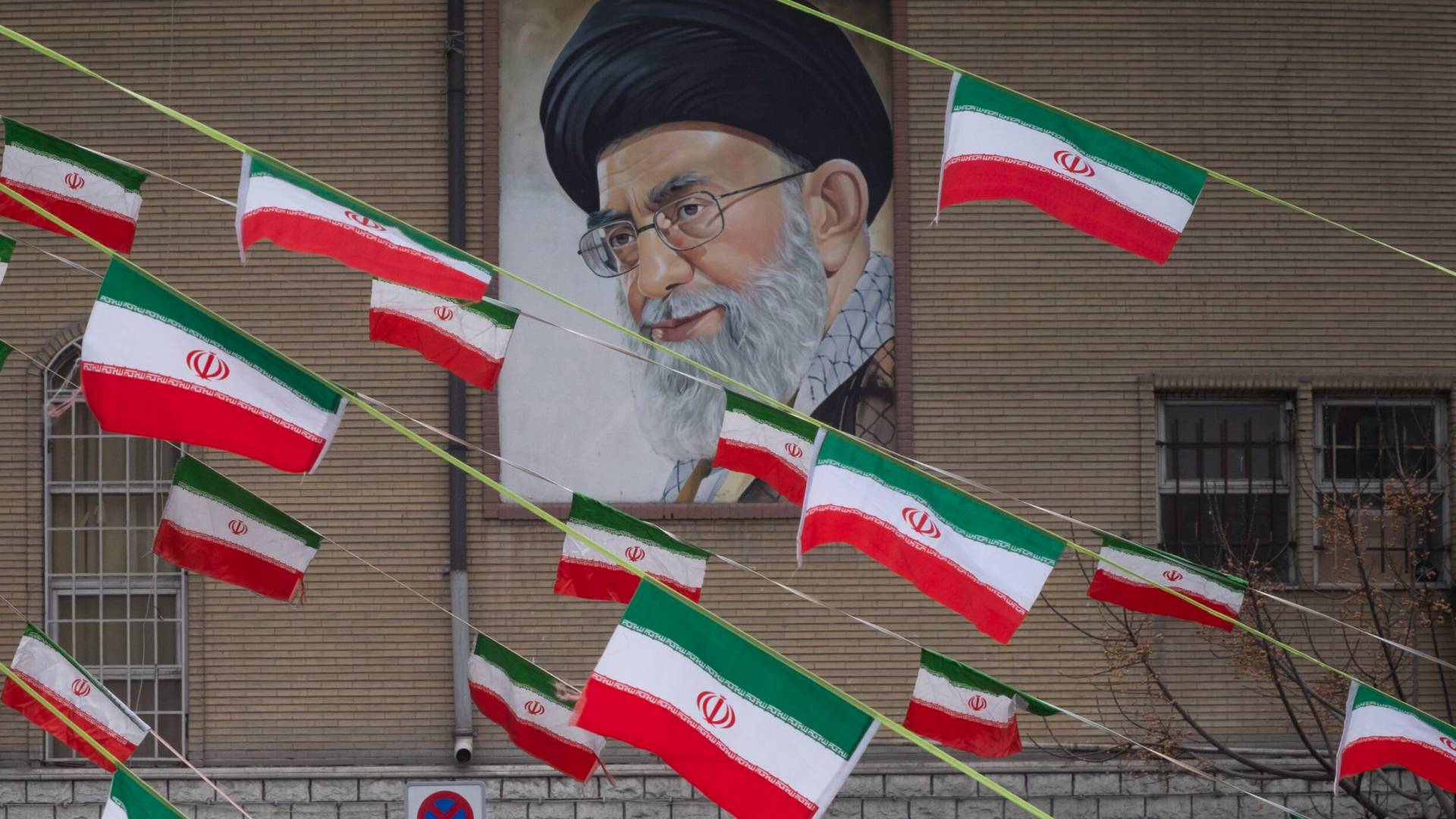 Image 1 from gallery