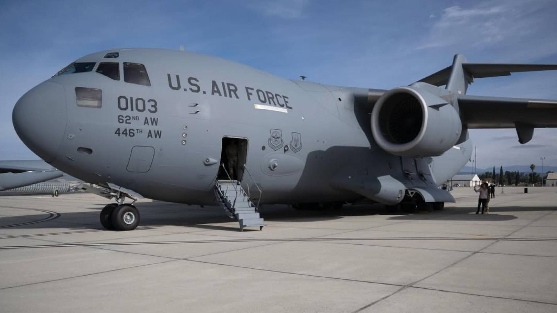 Image 3 from gallery