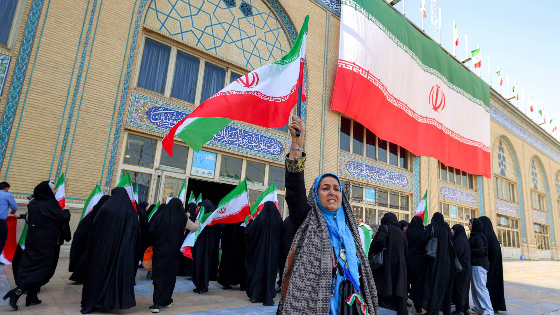 Image 1 from gallery