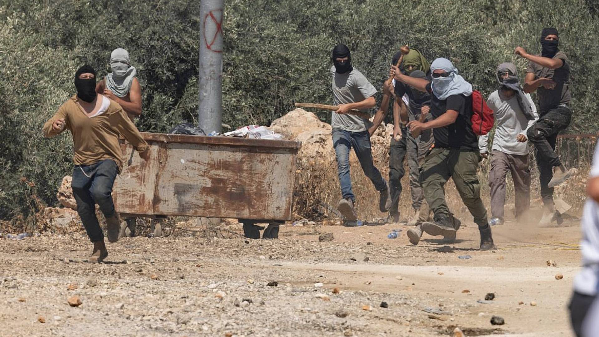 Image 1 from gallery