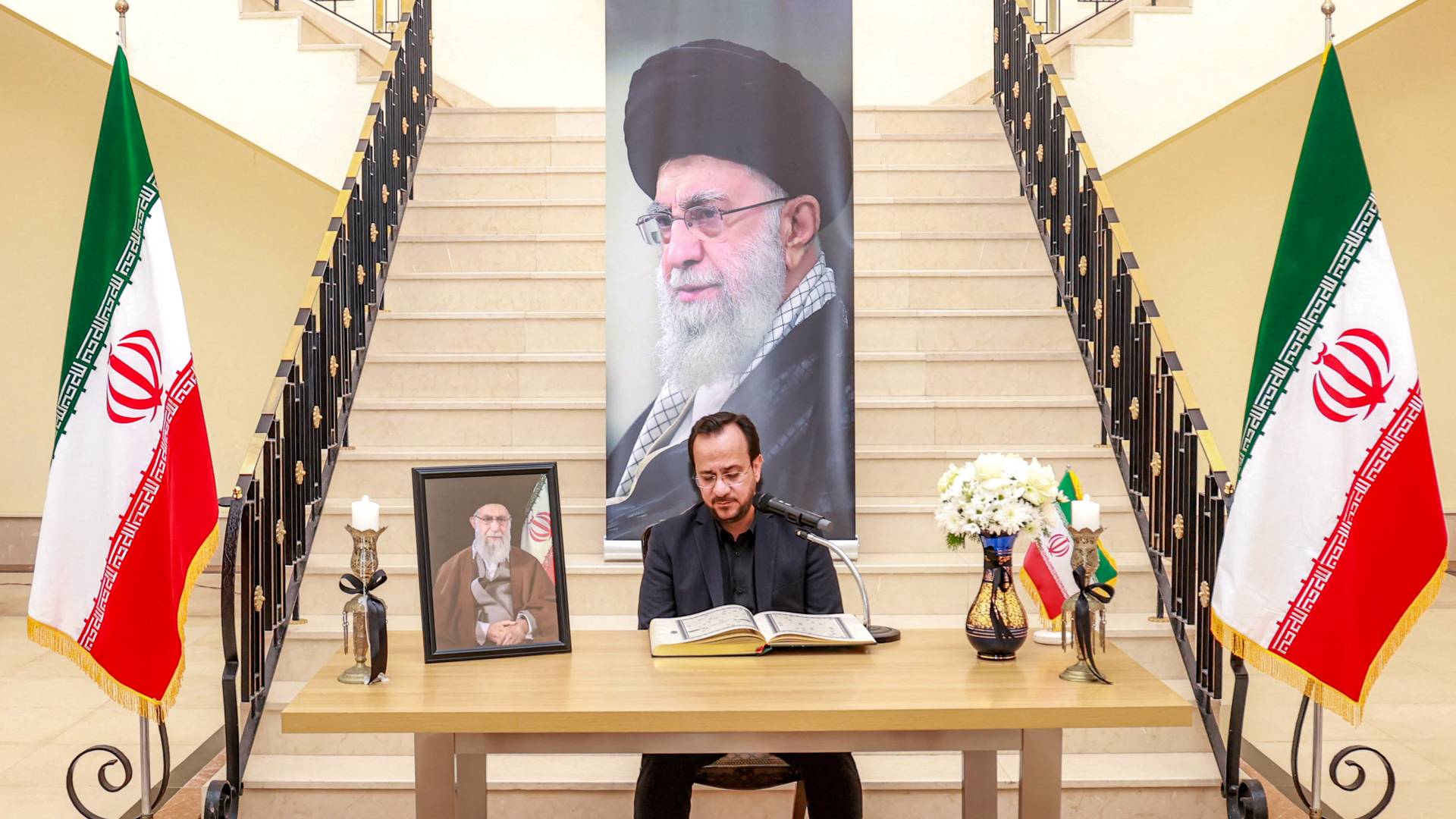 Image 1 from gallery