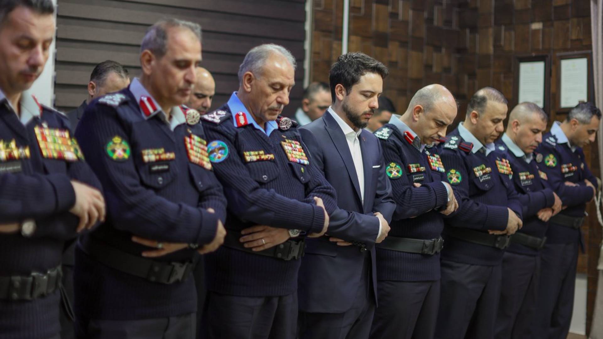 Image 4 from gallery