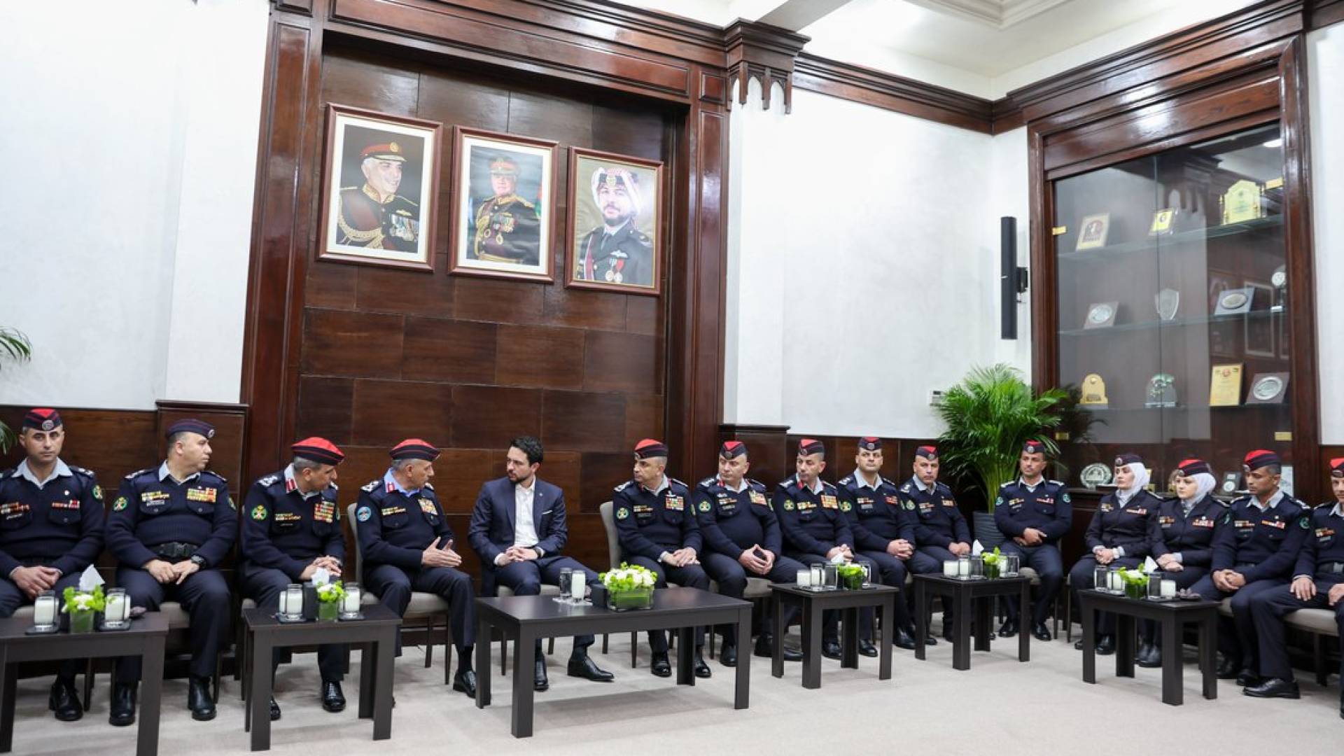 Image 3 from gallery