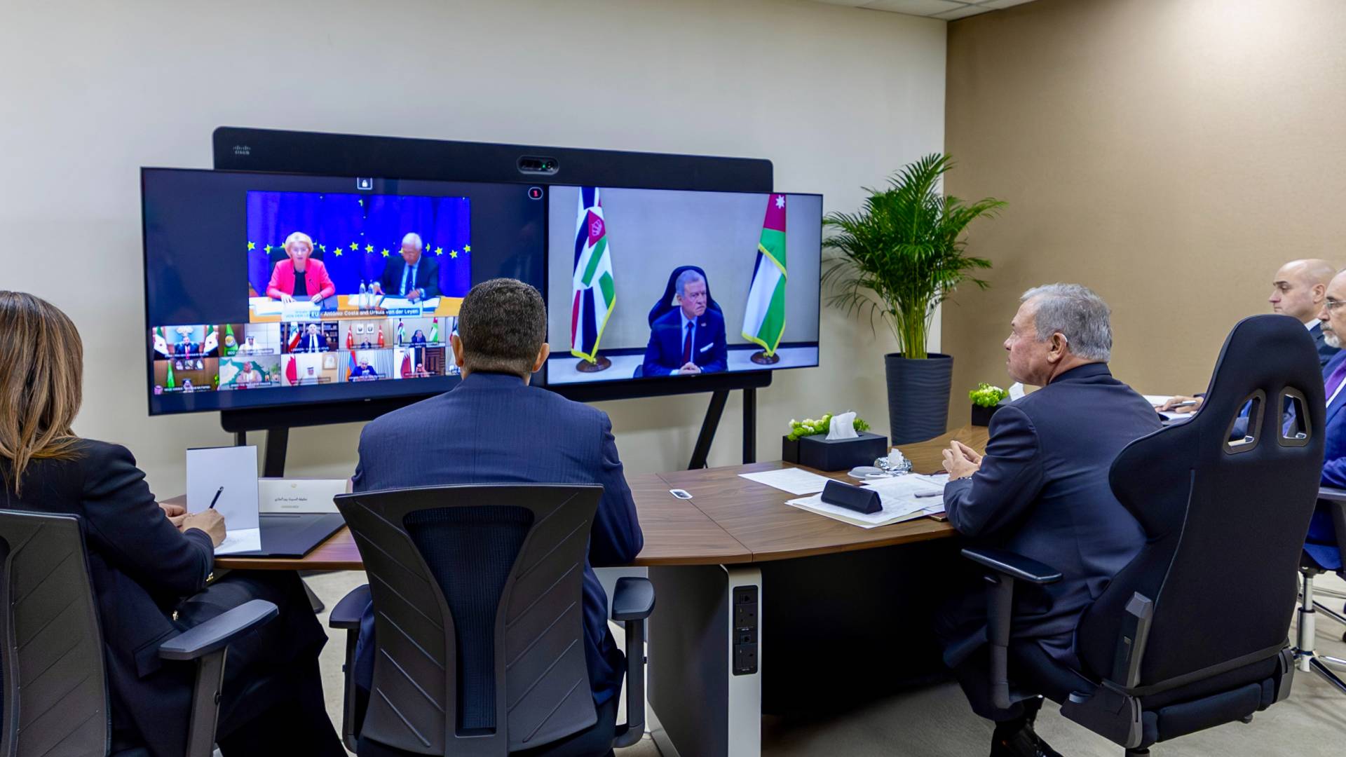 Image 1 from gallery