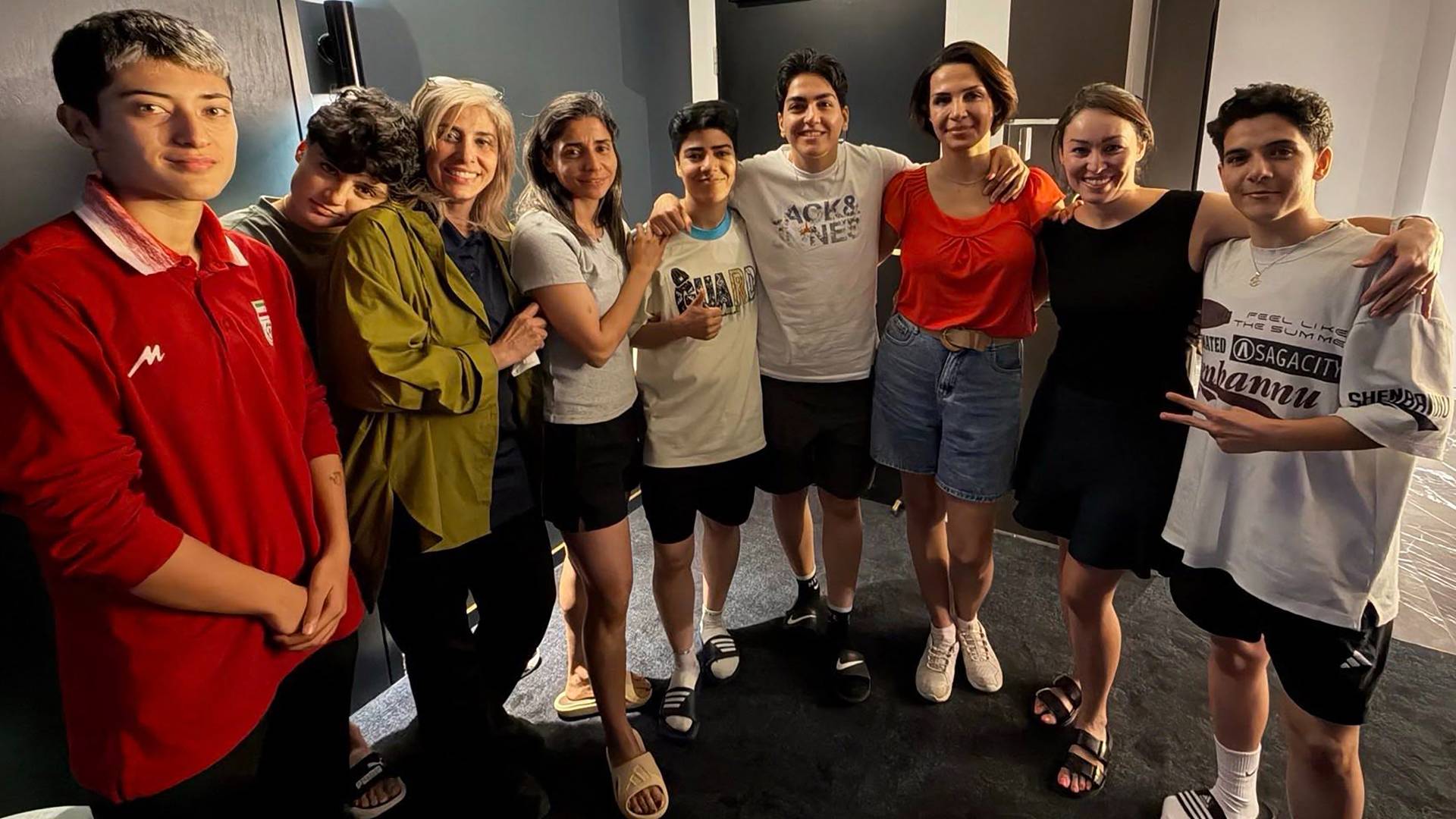 Image 1 from gallery