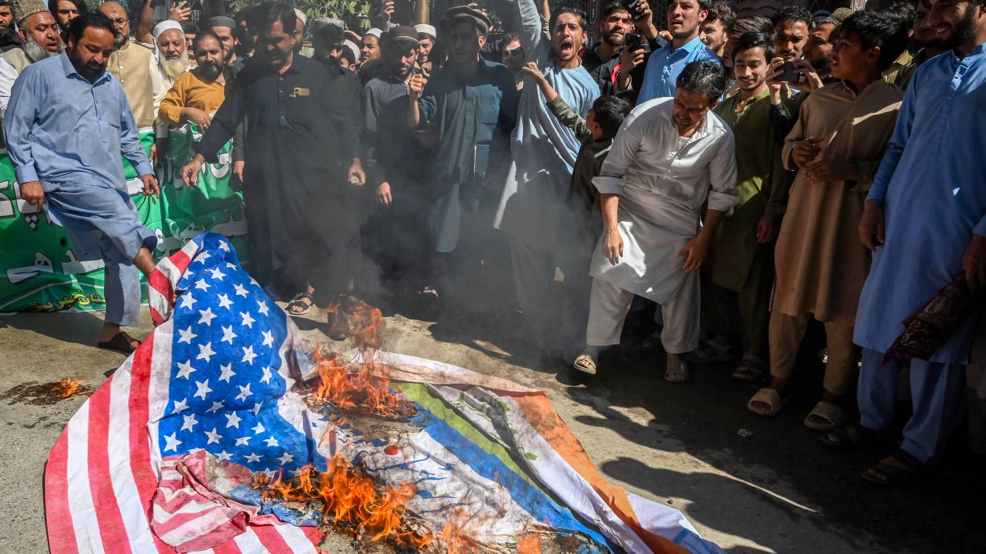 Image 1 from gallery