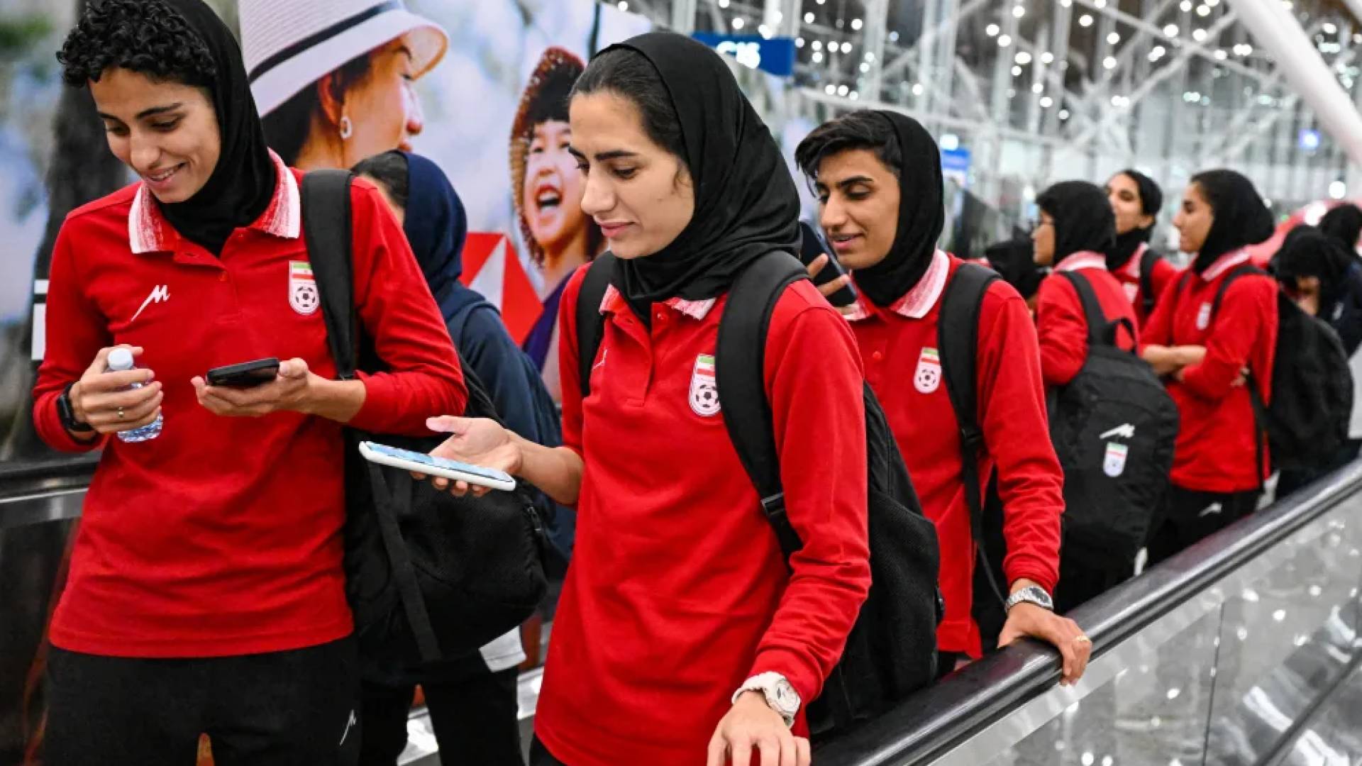 Image 1 from gallery