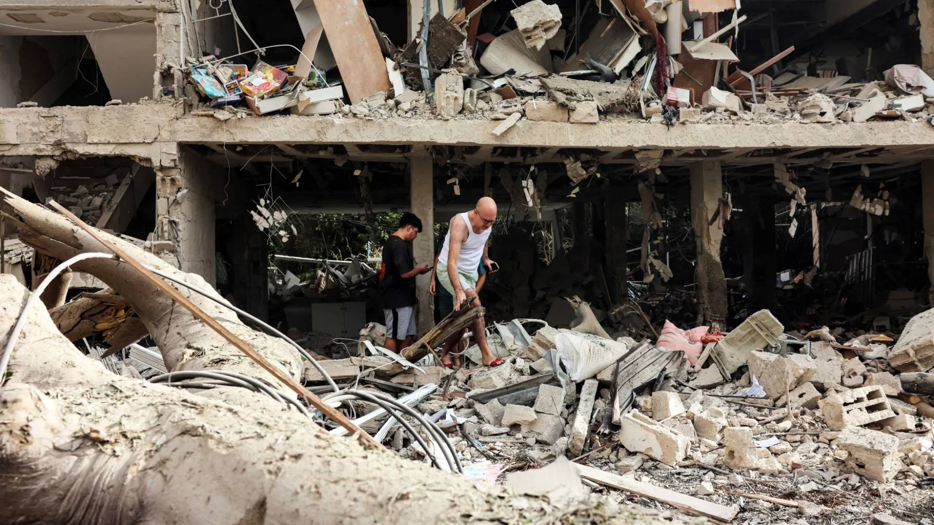 Image 1 from gallery