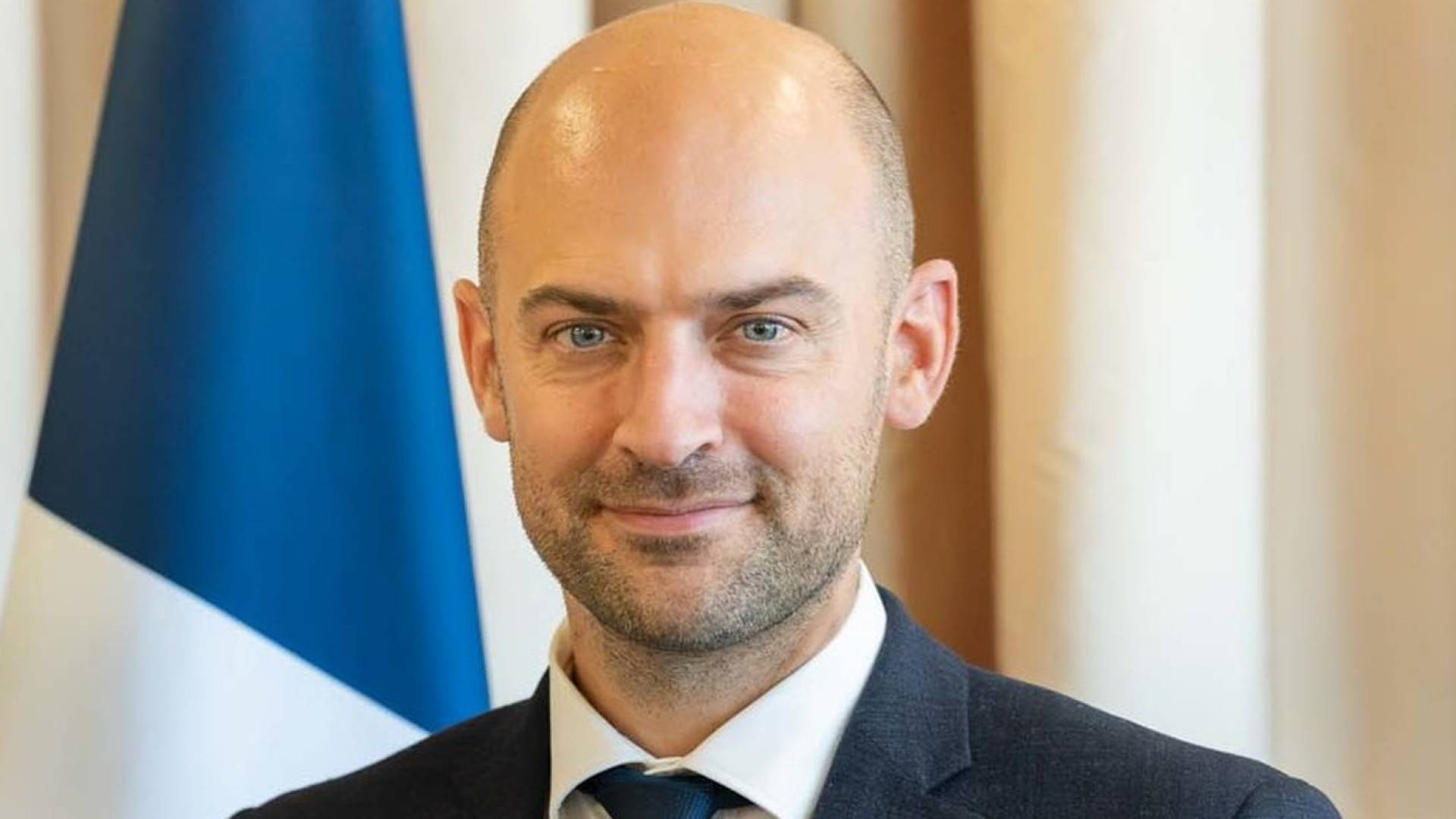 Image 1 from gallery